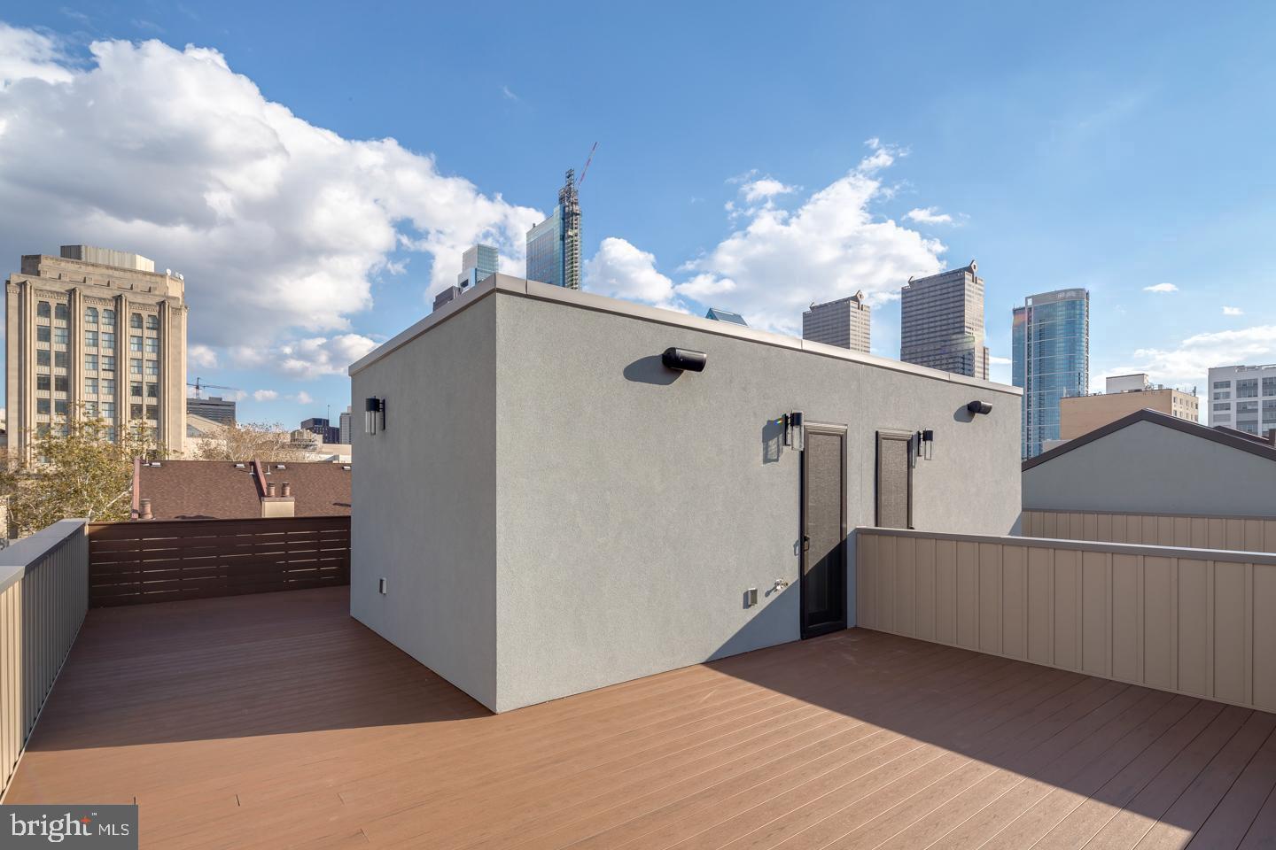 LOGAN SQUARE - Residential Lease