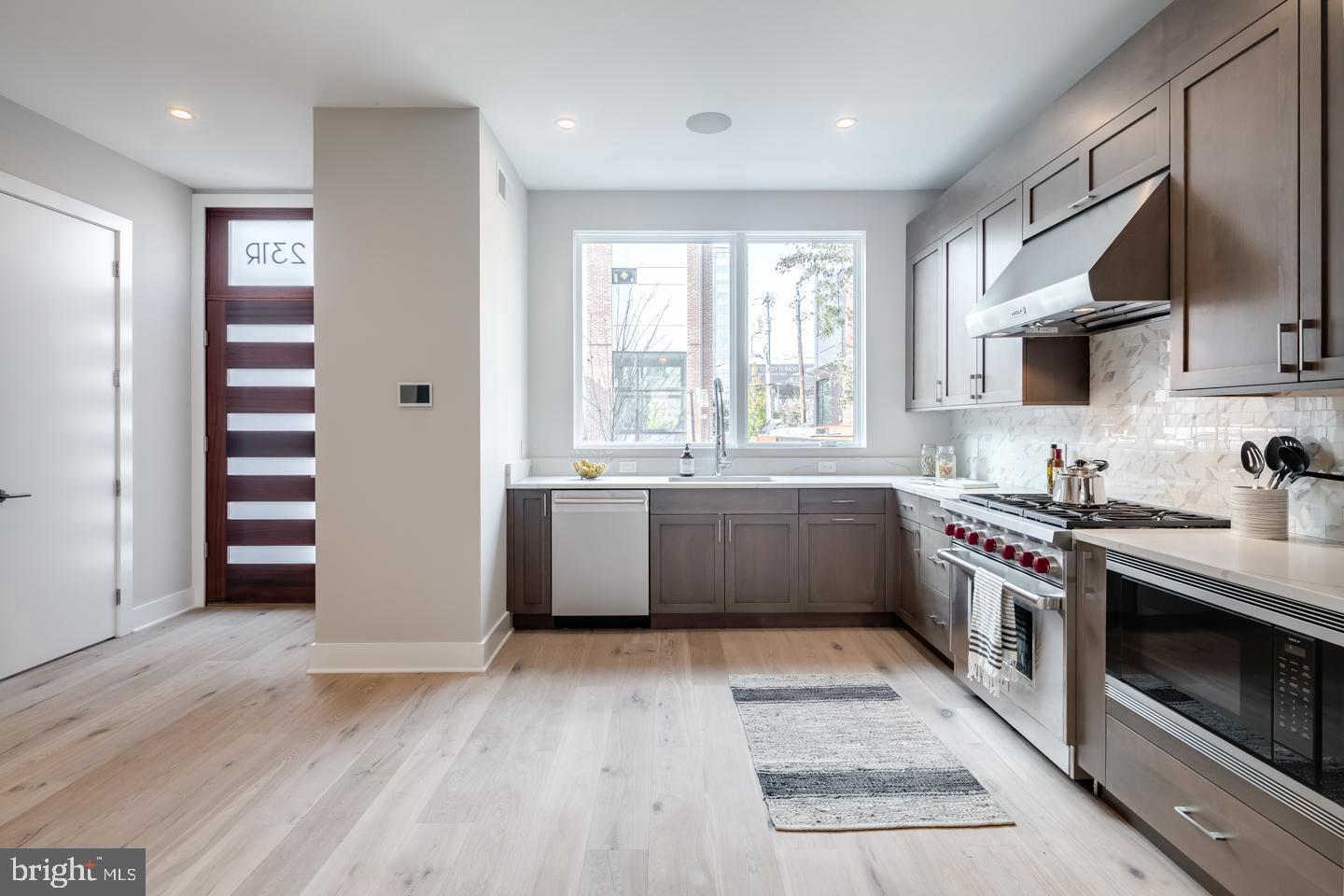 LOGAN SQUARE - Residential Lease