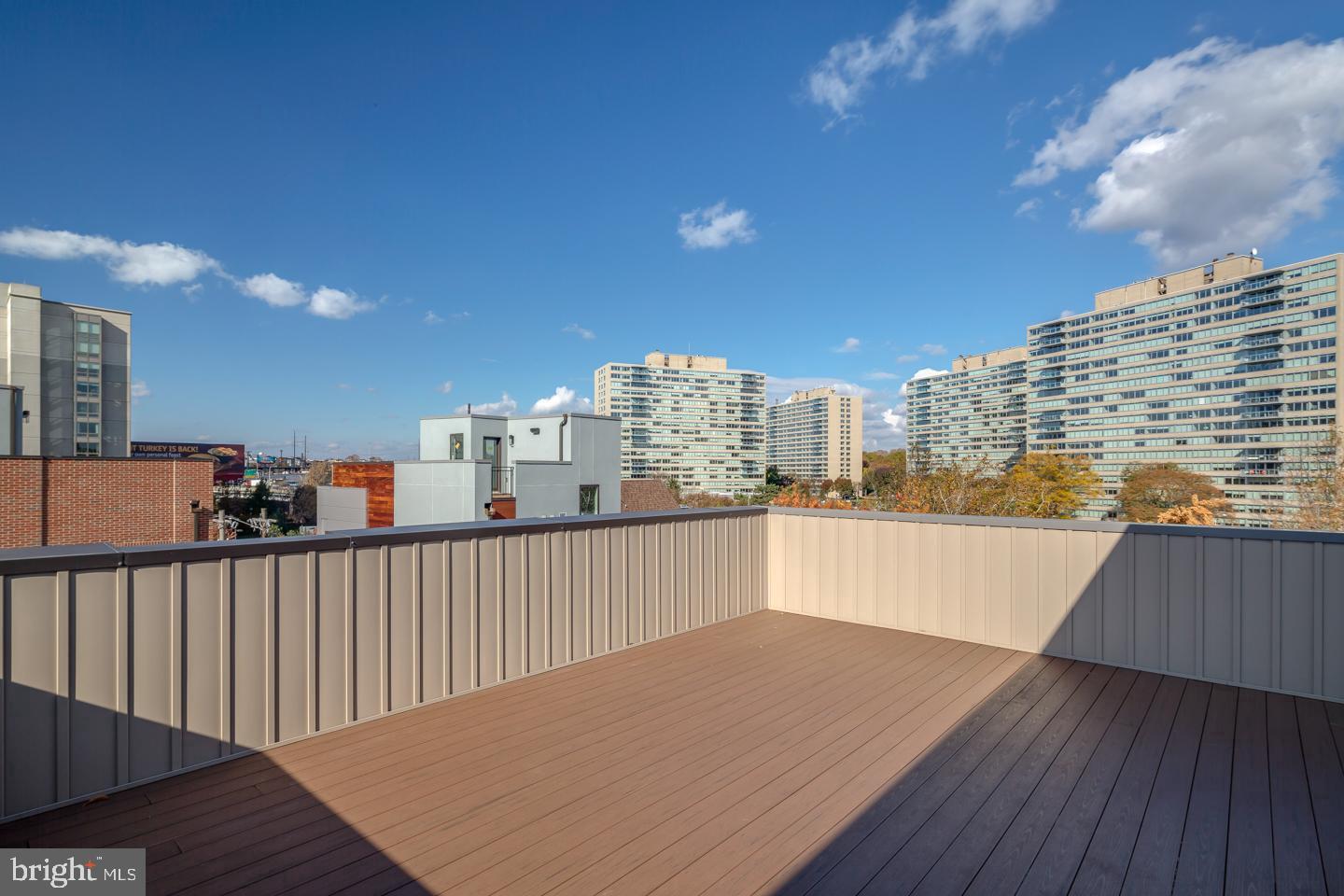 LOGAN SQUARE - Residential Lease