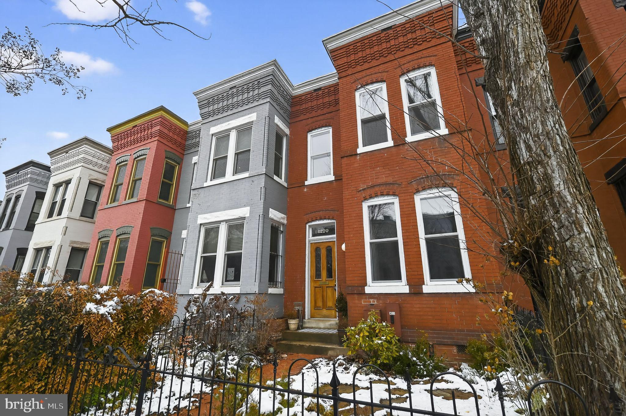 1220 CONSTITUTION AVENUE NE