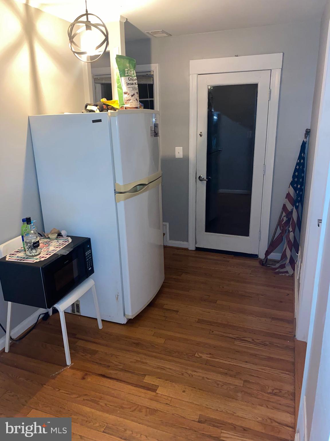 COLLEGE PARK - Residential Lease