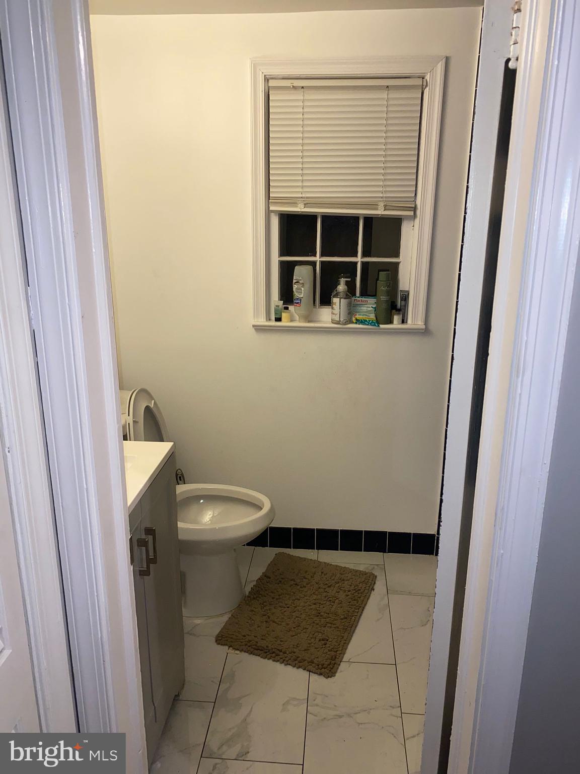 COLLEGE PARK - Residential Lease