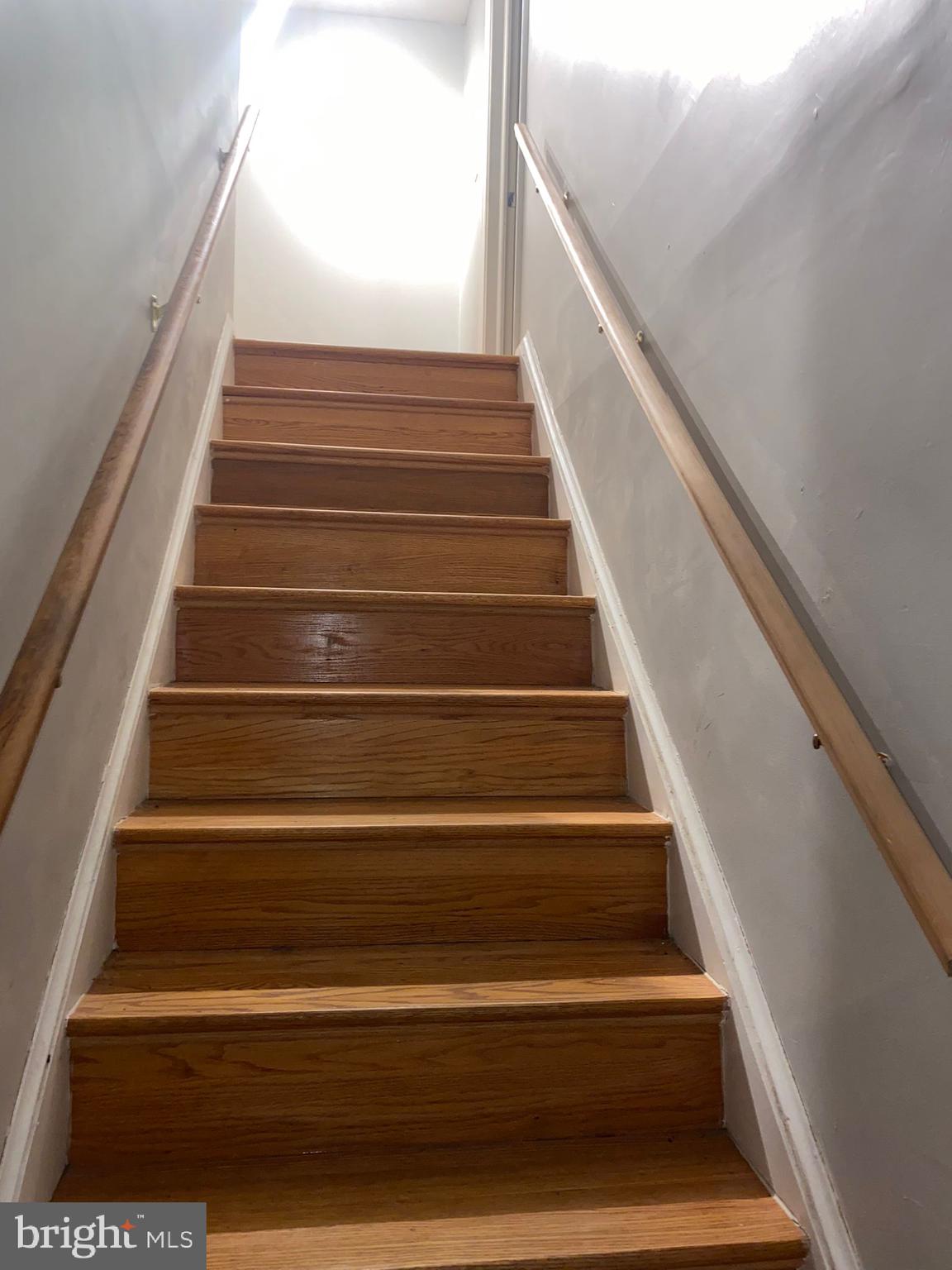 COLLEGE PARK - Residential Lease