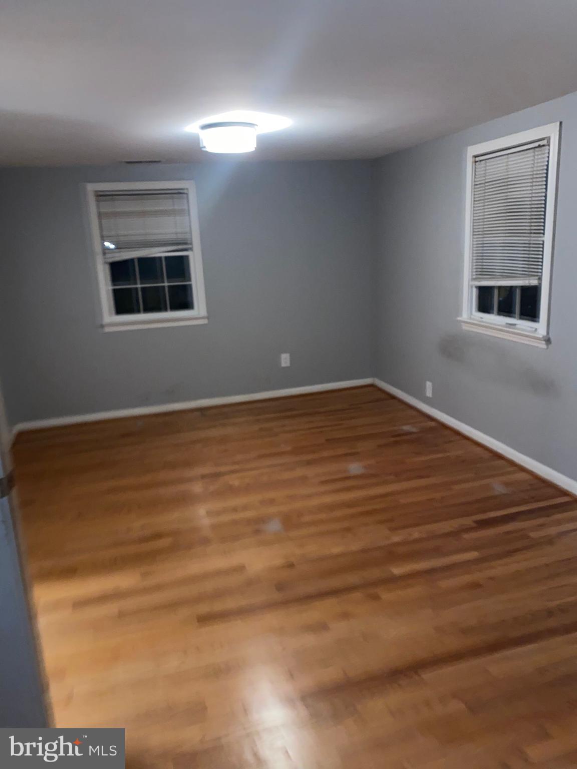 COLLEGE PARK - Residential Lease
