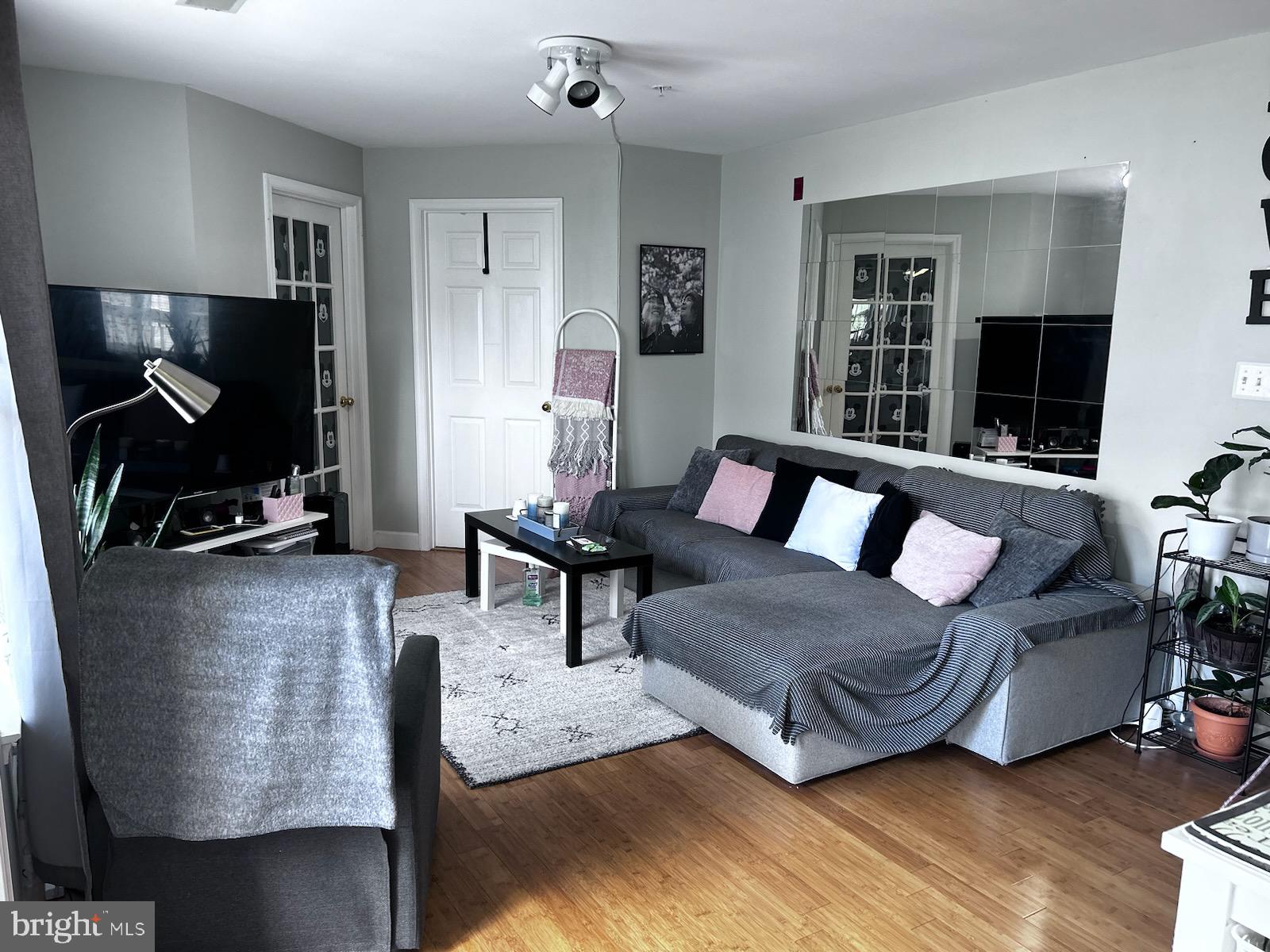 LEESBURG GATEWAY - Residential