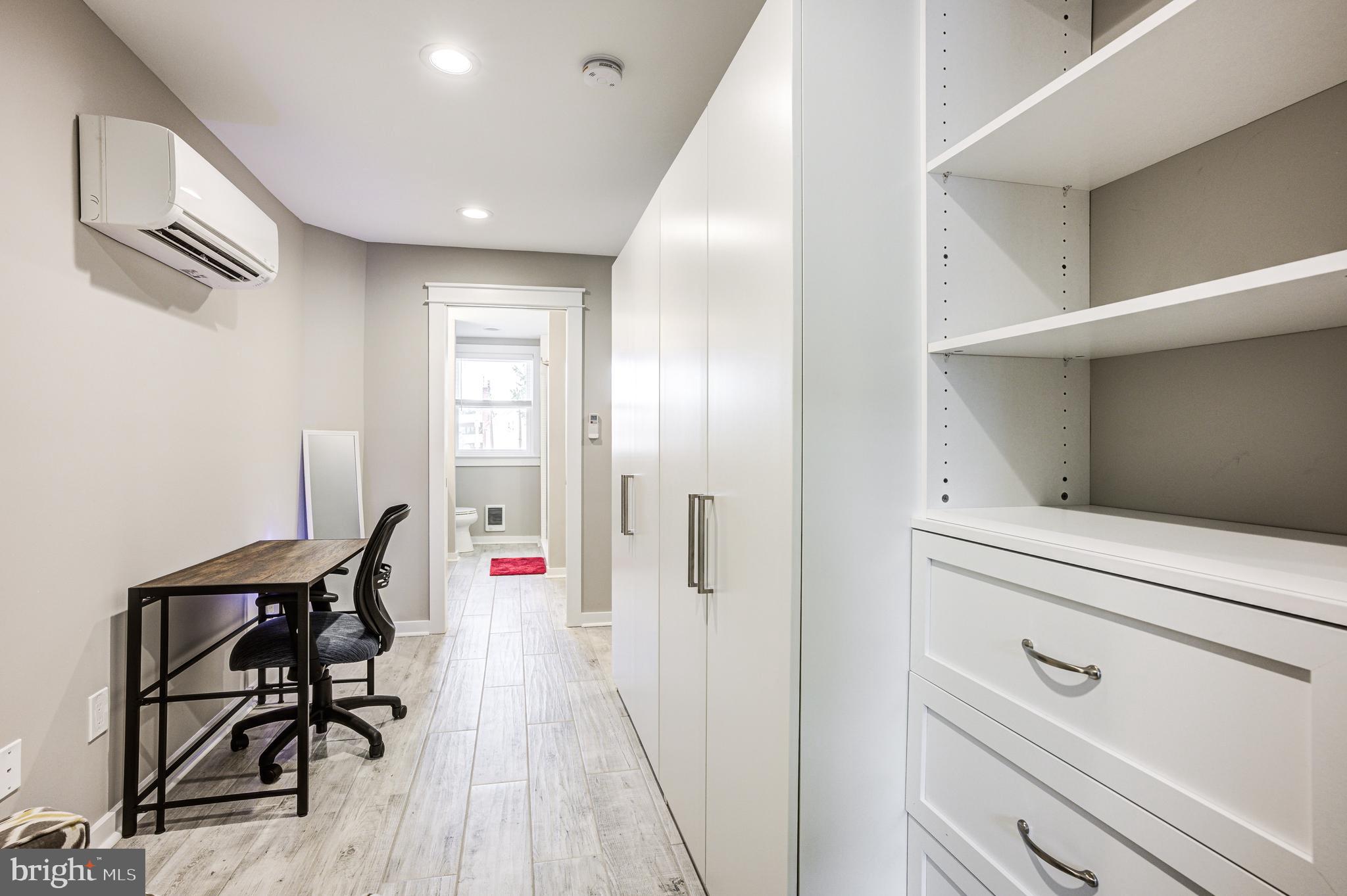 ANNAPOLIS - Residential