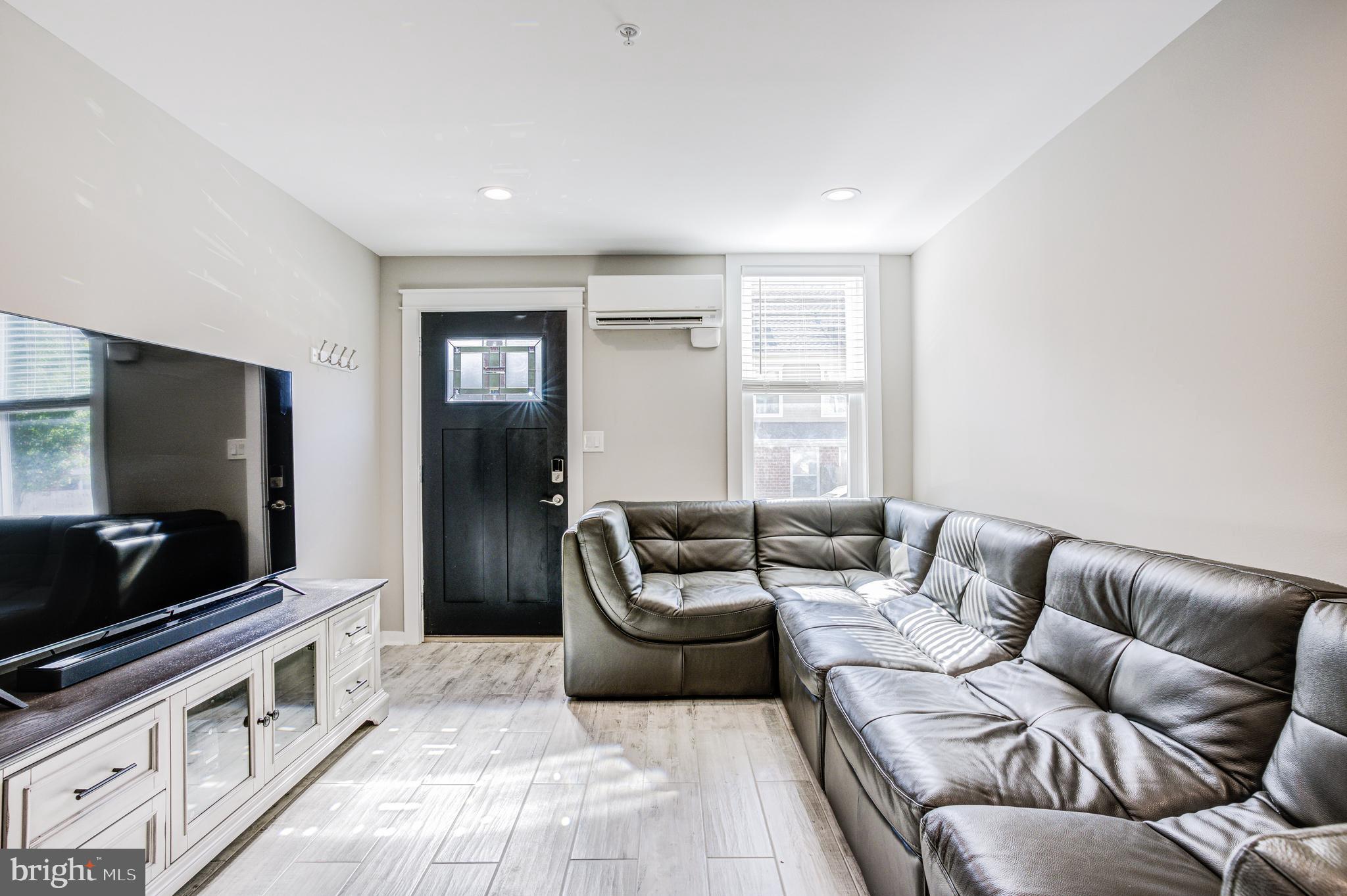 ANNAPOLIS - Residential