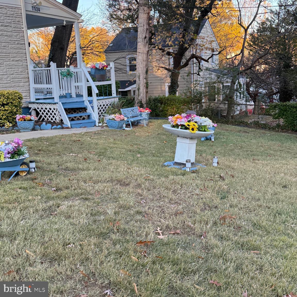 LANDOVER HILLS - Residential