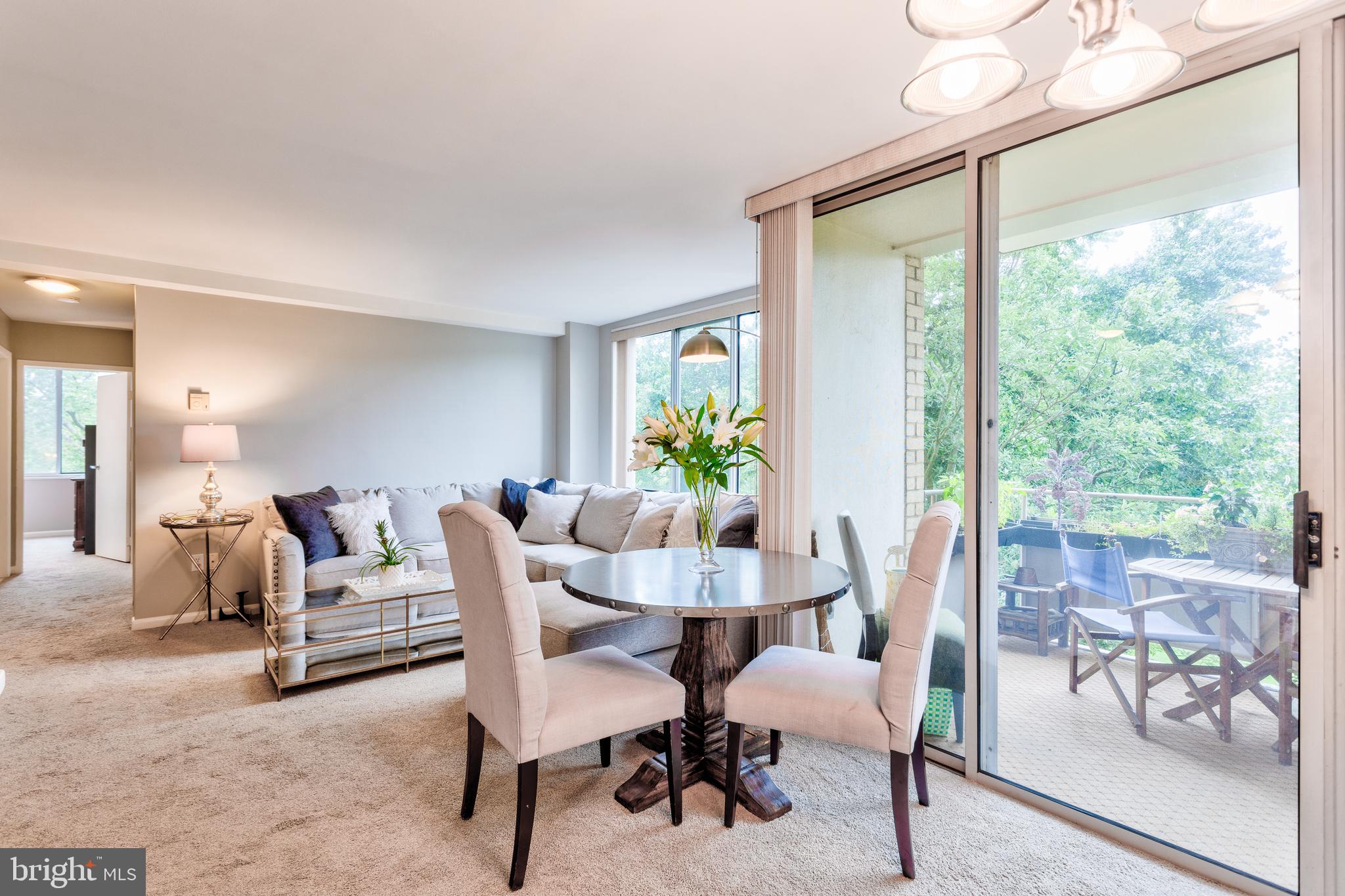 RIVER TOWERS - Residential