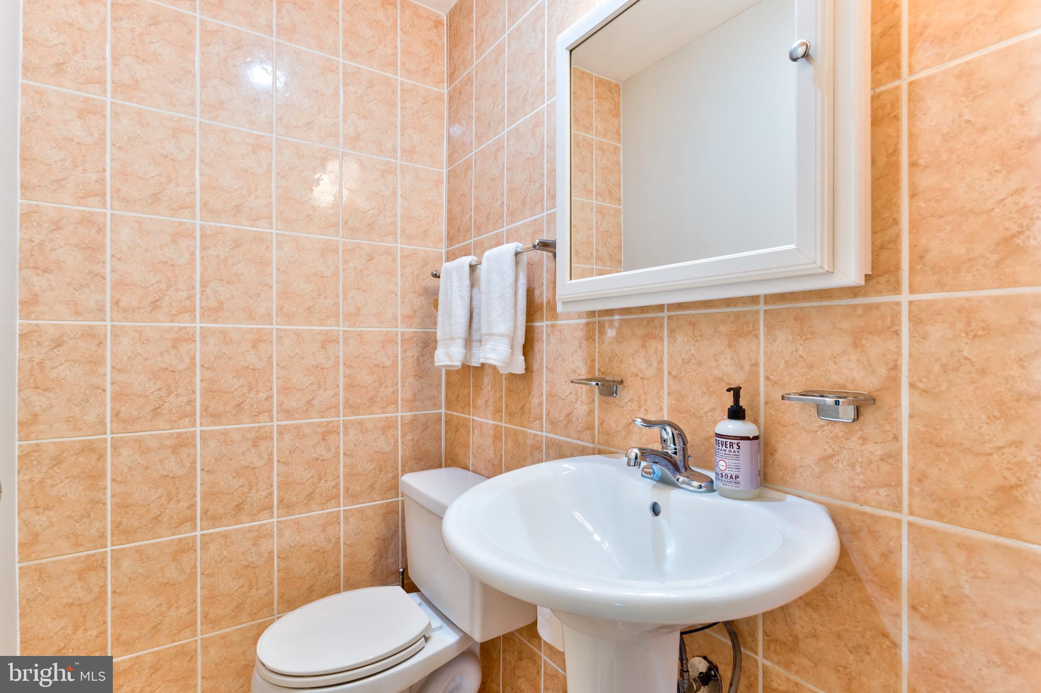 RIVER TOWERS - Residential