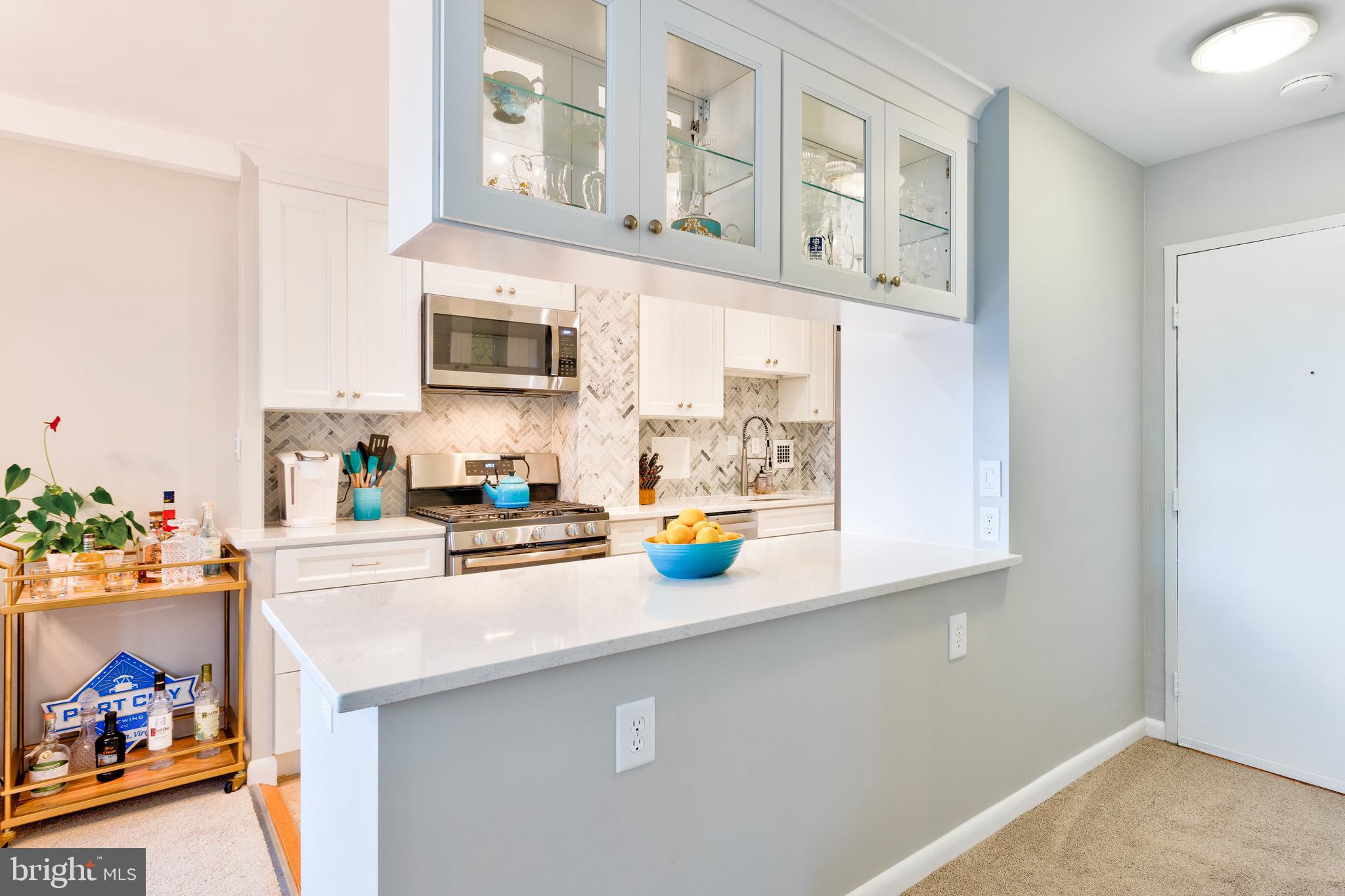 RIVER TOWERS - Residential