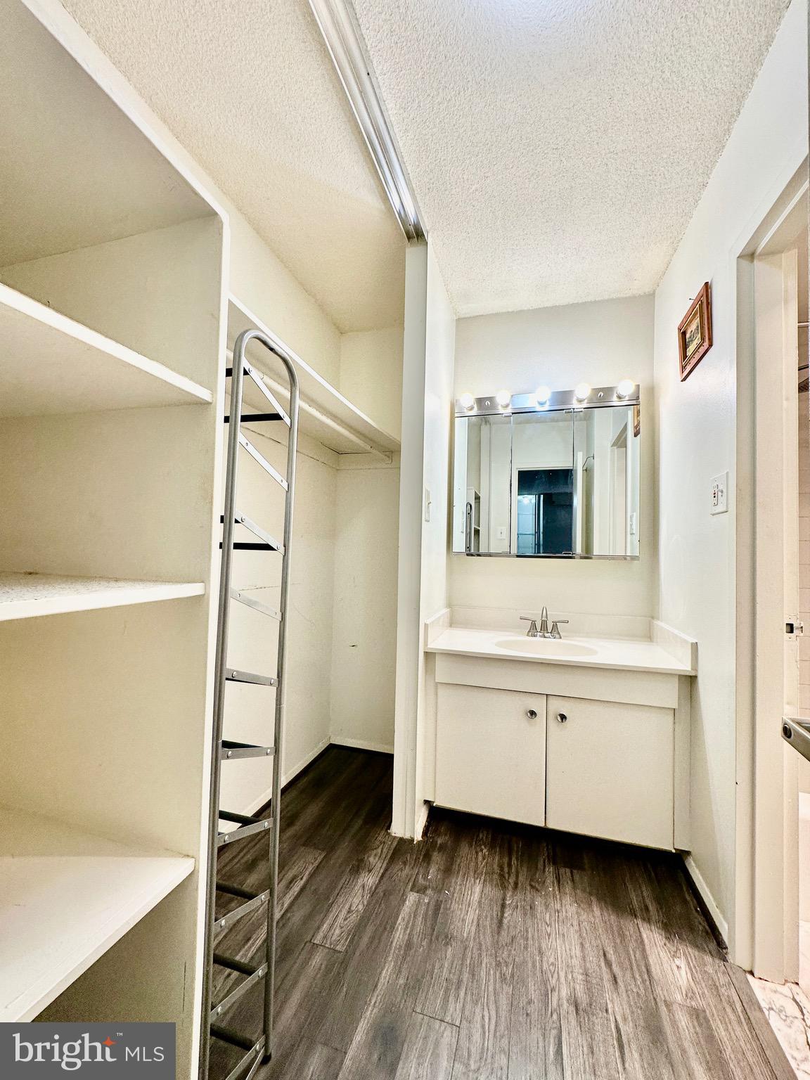 WILLOUGHBY OF CHEVY CHASE - Residential