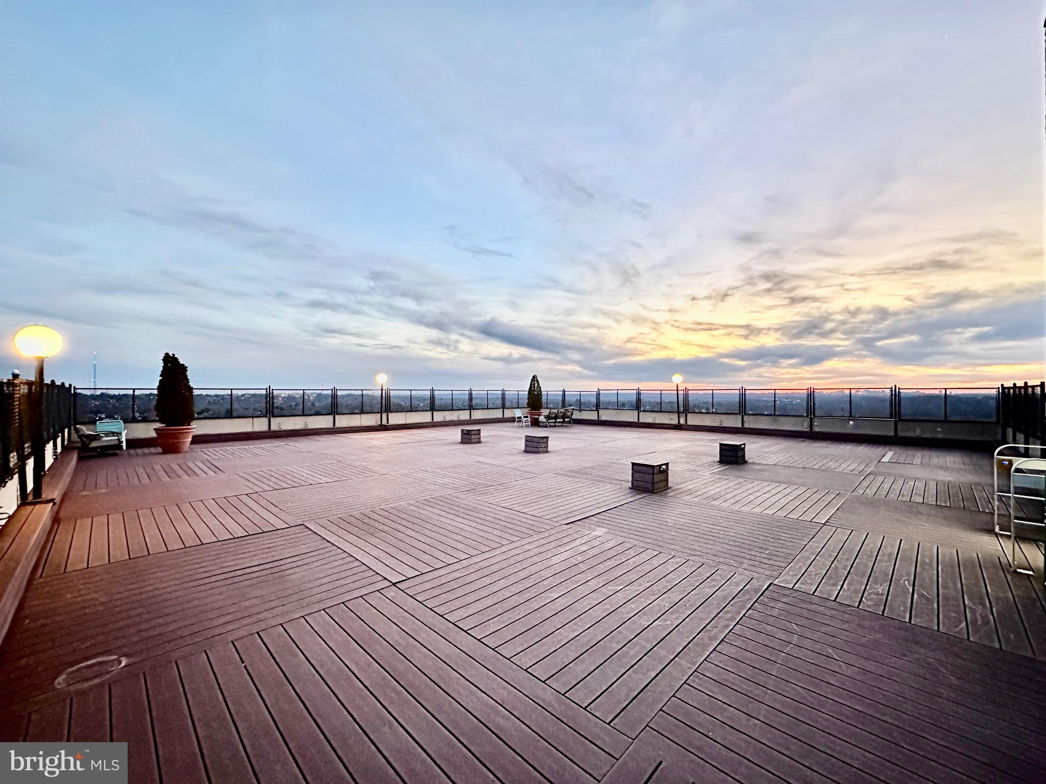 WILLOUGHBY OF CHEVY CHASE - Residential