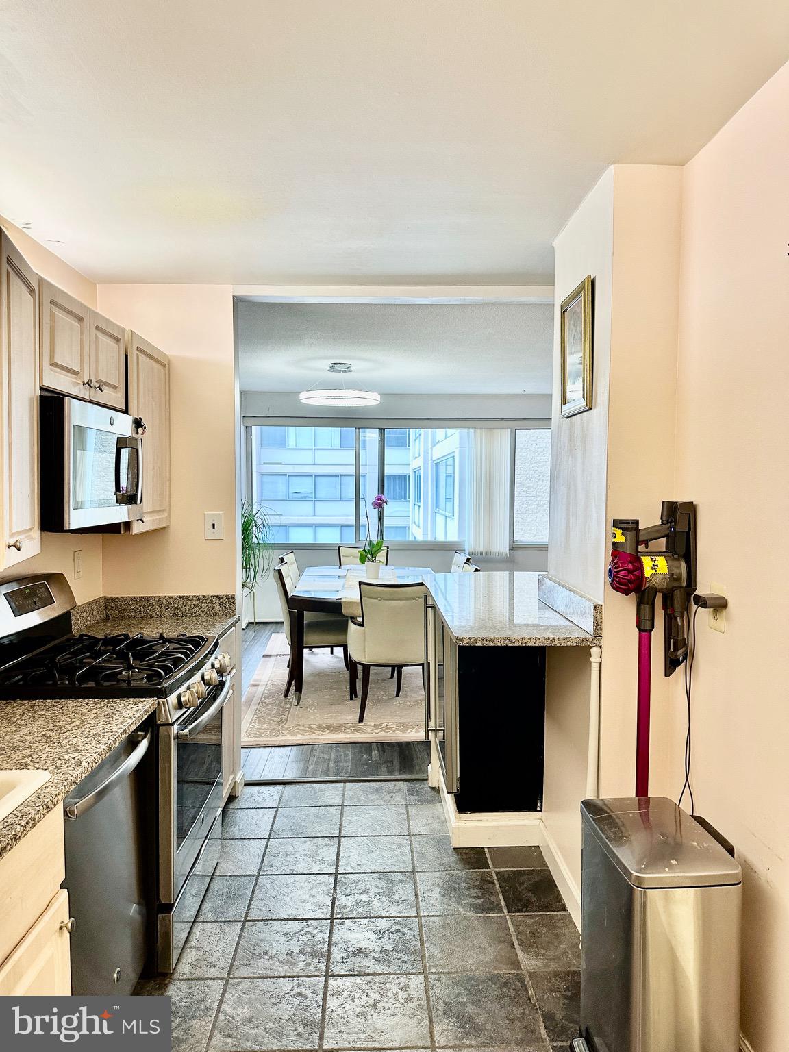 WILLOUGHBY OF CHEVY CHASE - Residential