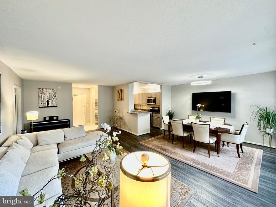This beautifully updated one-bedroom, 1.5-bath condo