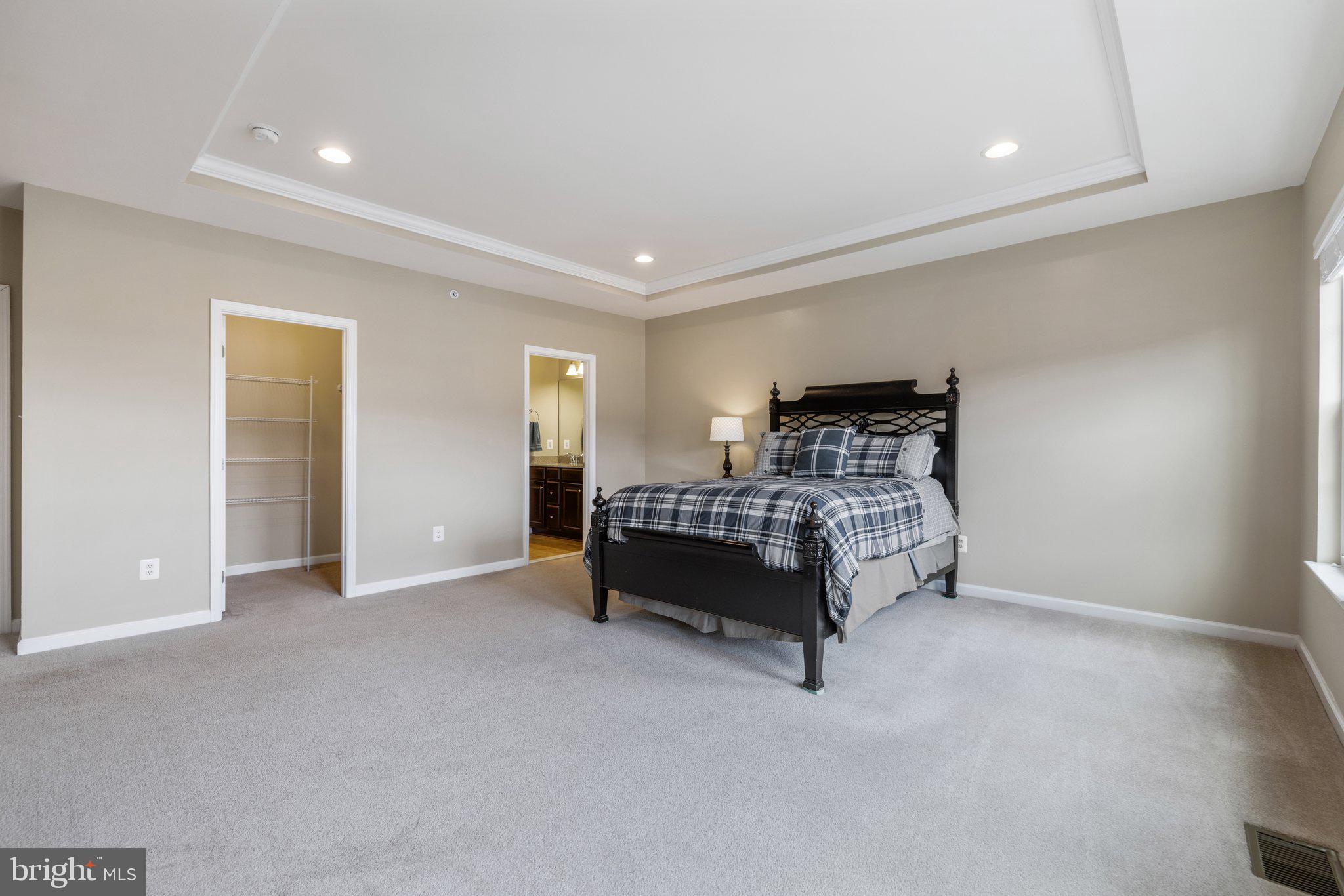 SOMERSET CONDO - Residential