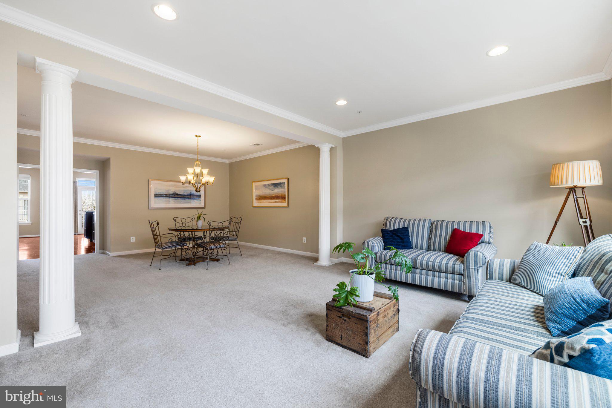 SOMERSET CONDO - Residential