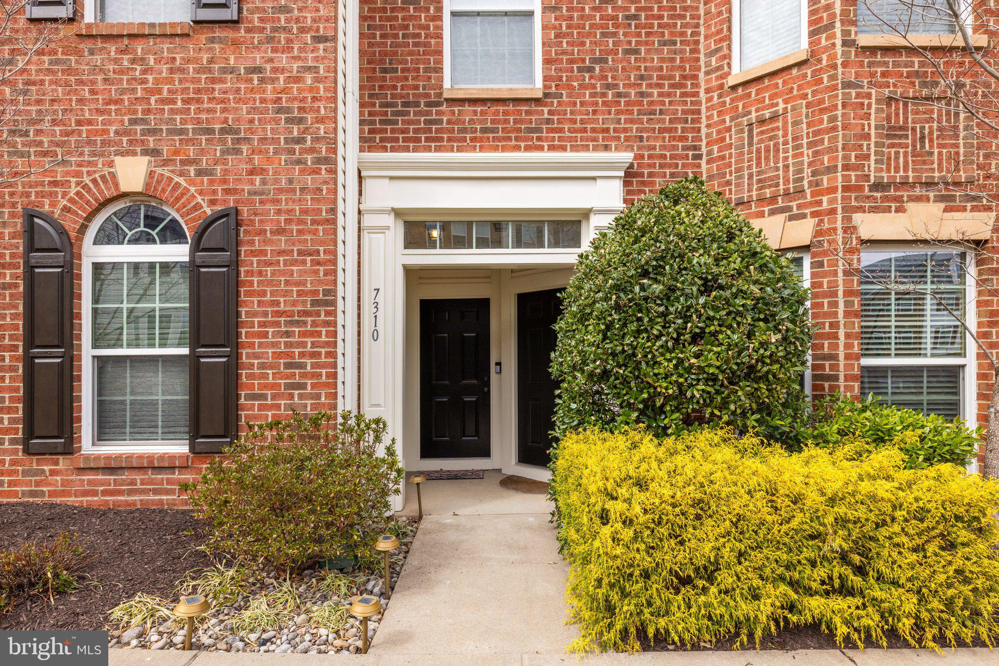 SOMERSET CONDO - Residential