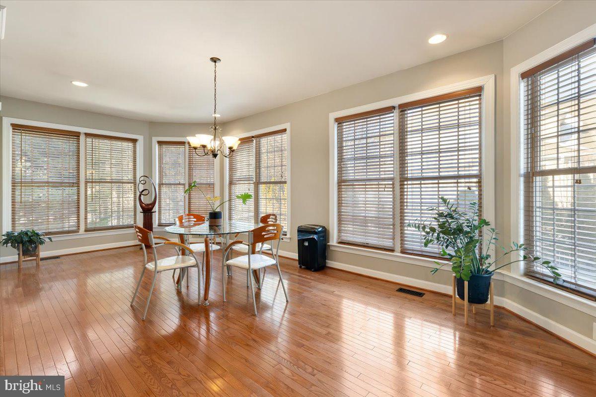 CHANTILLY GREEN ESTATES - Residential