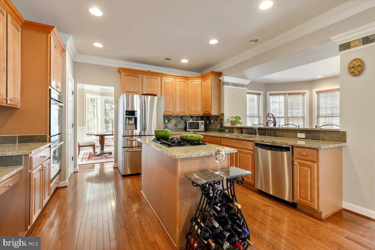 CHANTILLY GREEN ESTATES - Residential