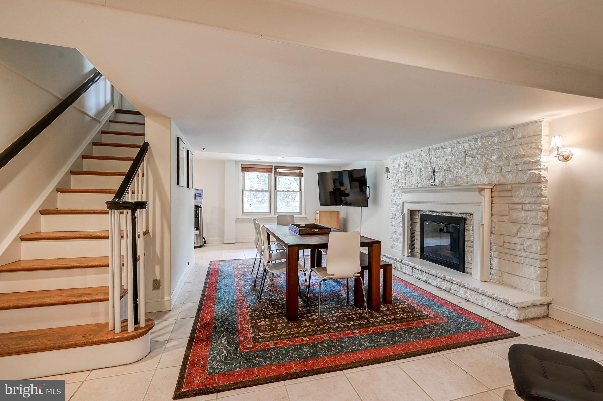 HAMPTON - Residential Lease