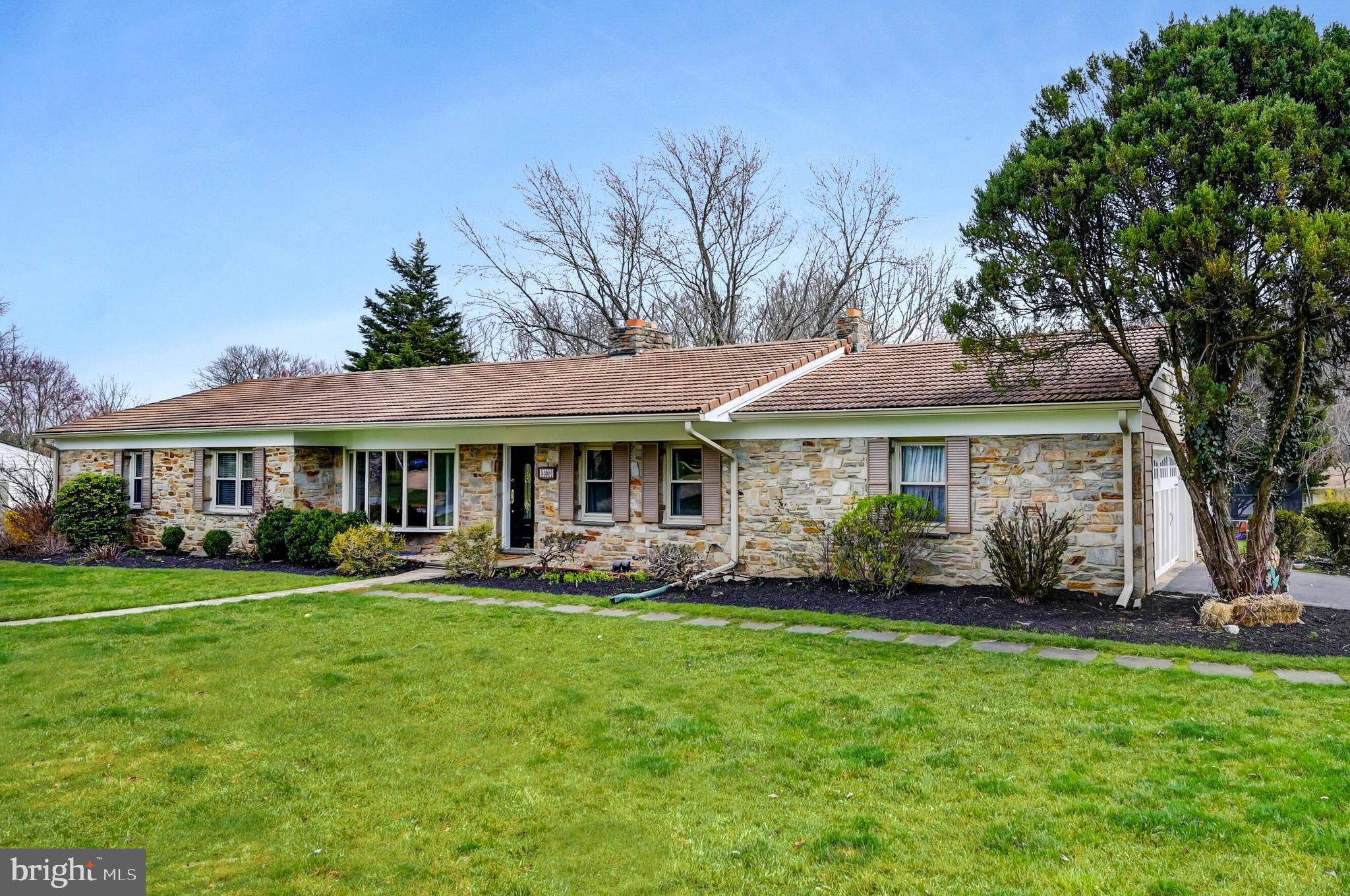 HAMPTON - Residential Lease