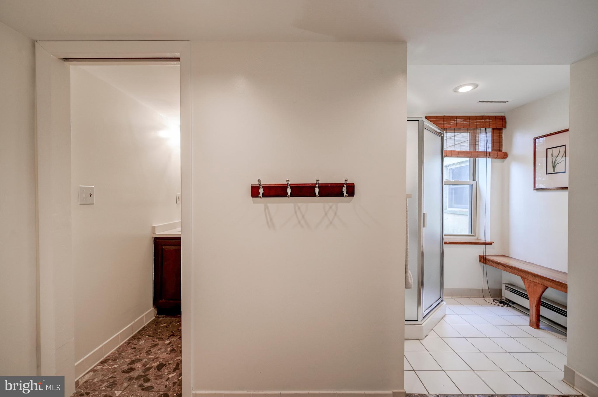 HAMPTON - Residential Lease