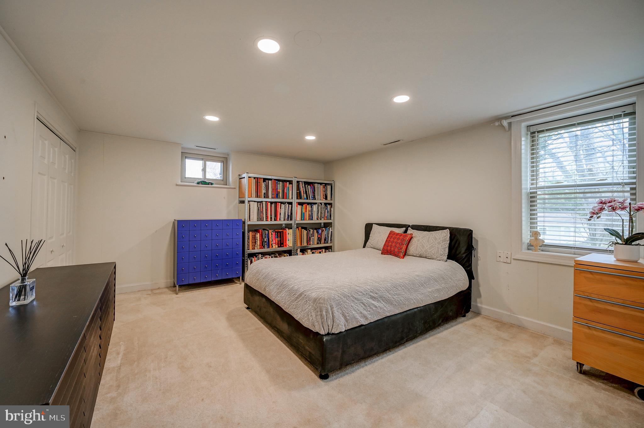 HAMPTON - Residential Lease