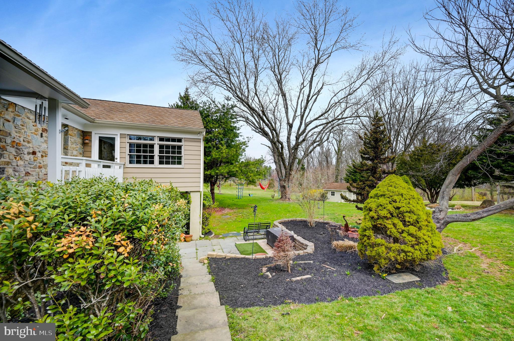 HAMPTON - Residential Lease