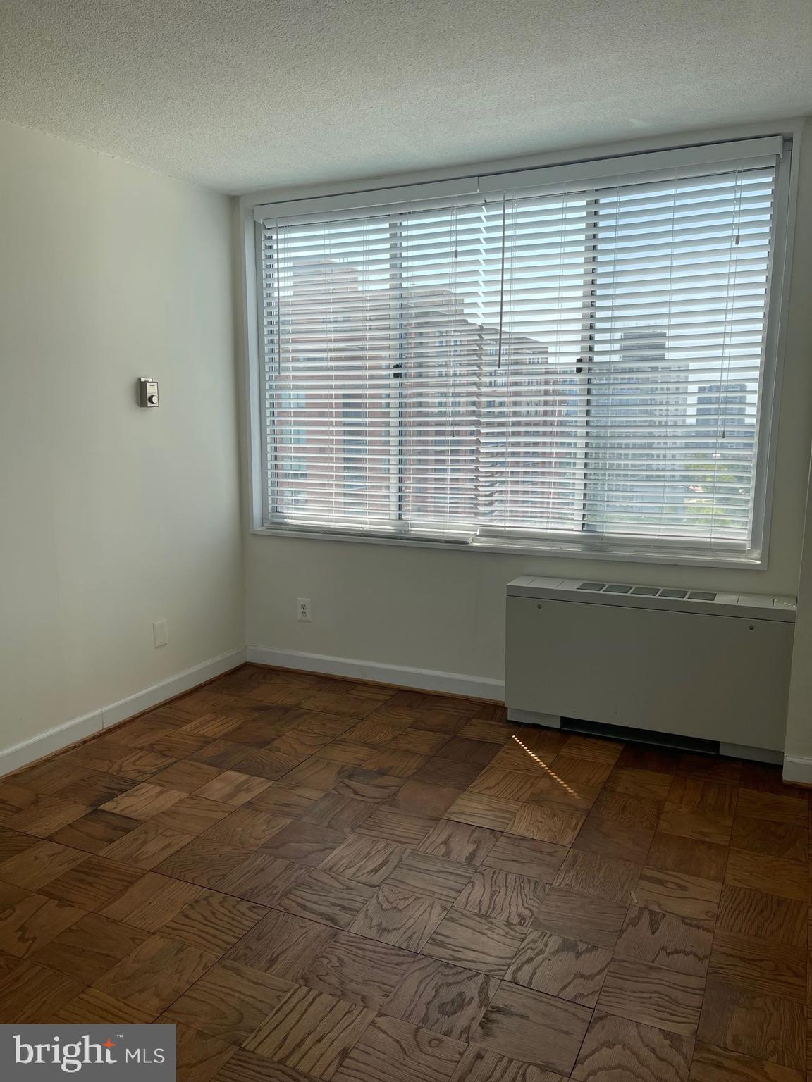 THE FORUM - Residential