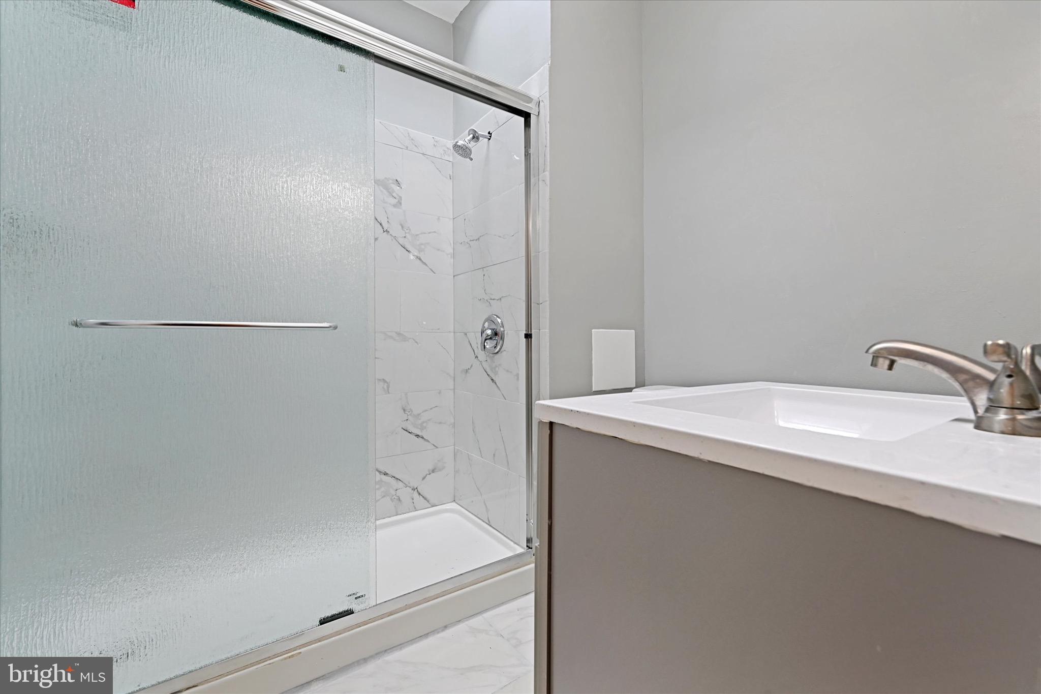 CHARLES VILLAGE - Residential