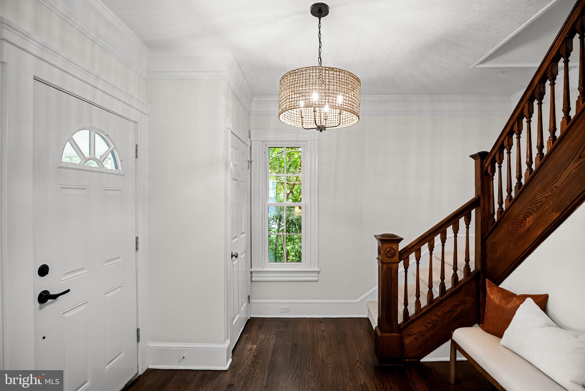 20 E WOODLAND AVENUE