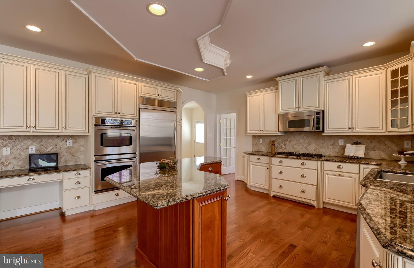 BAYARD ESTS @ LGWD - Residential