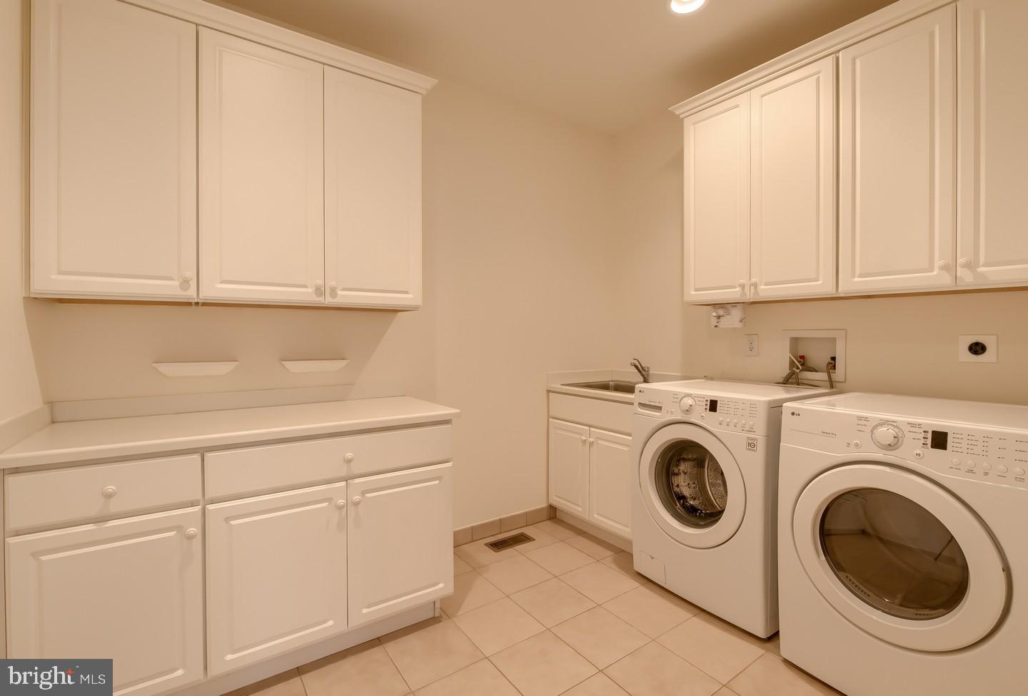 BAYARD ESTS @ LGWD - Residential