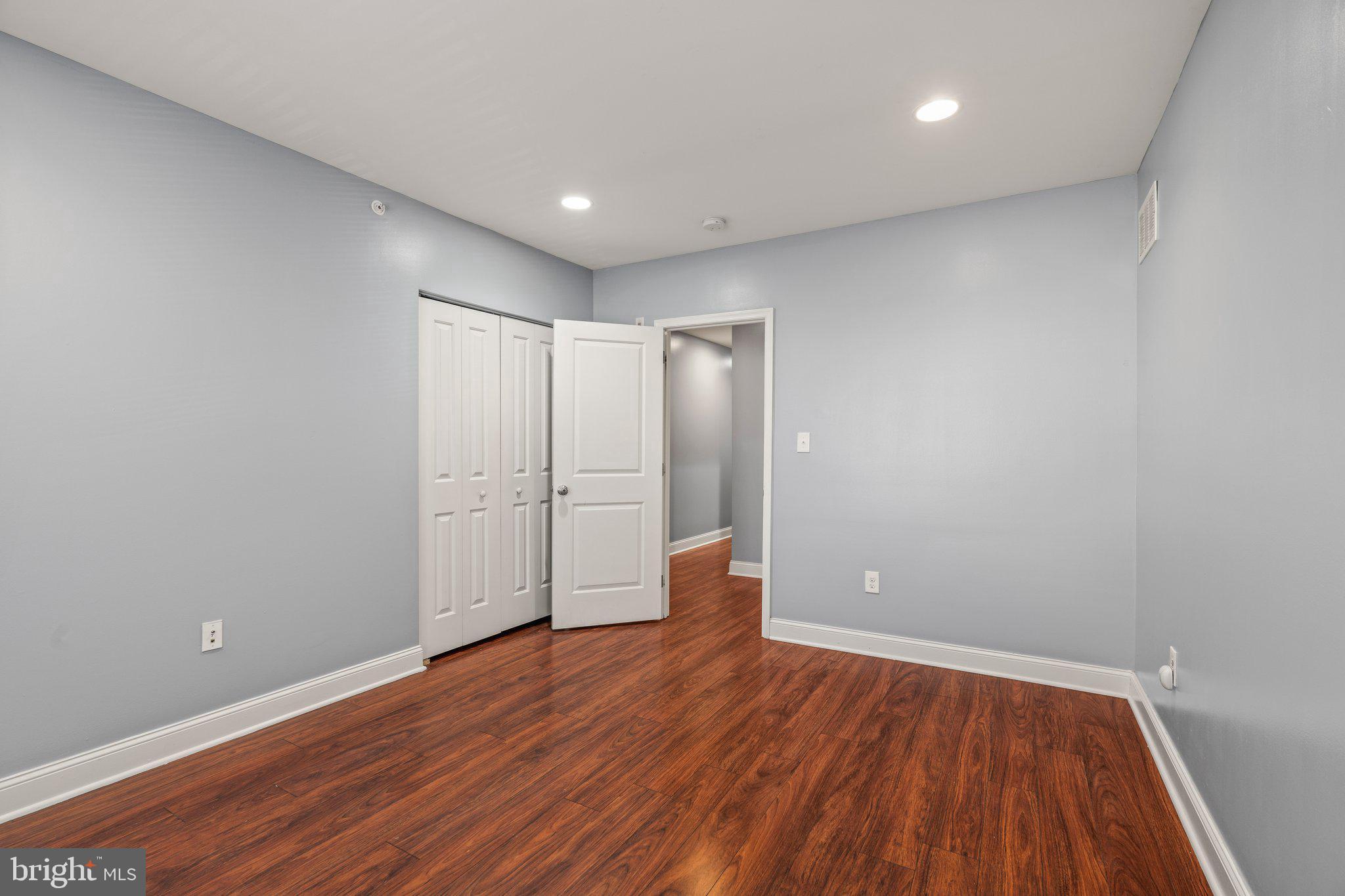 TEMPLE UNIVERSITY - Residential Lease