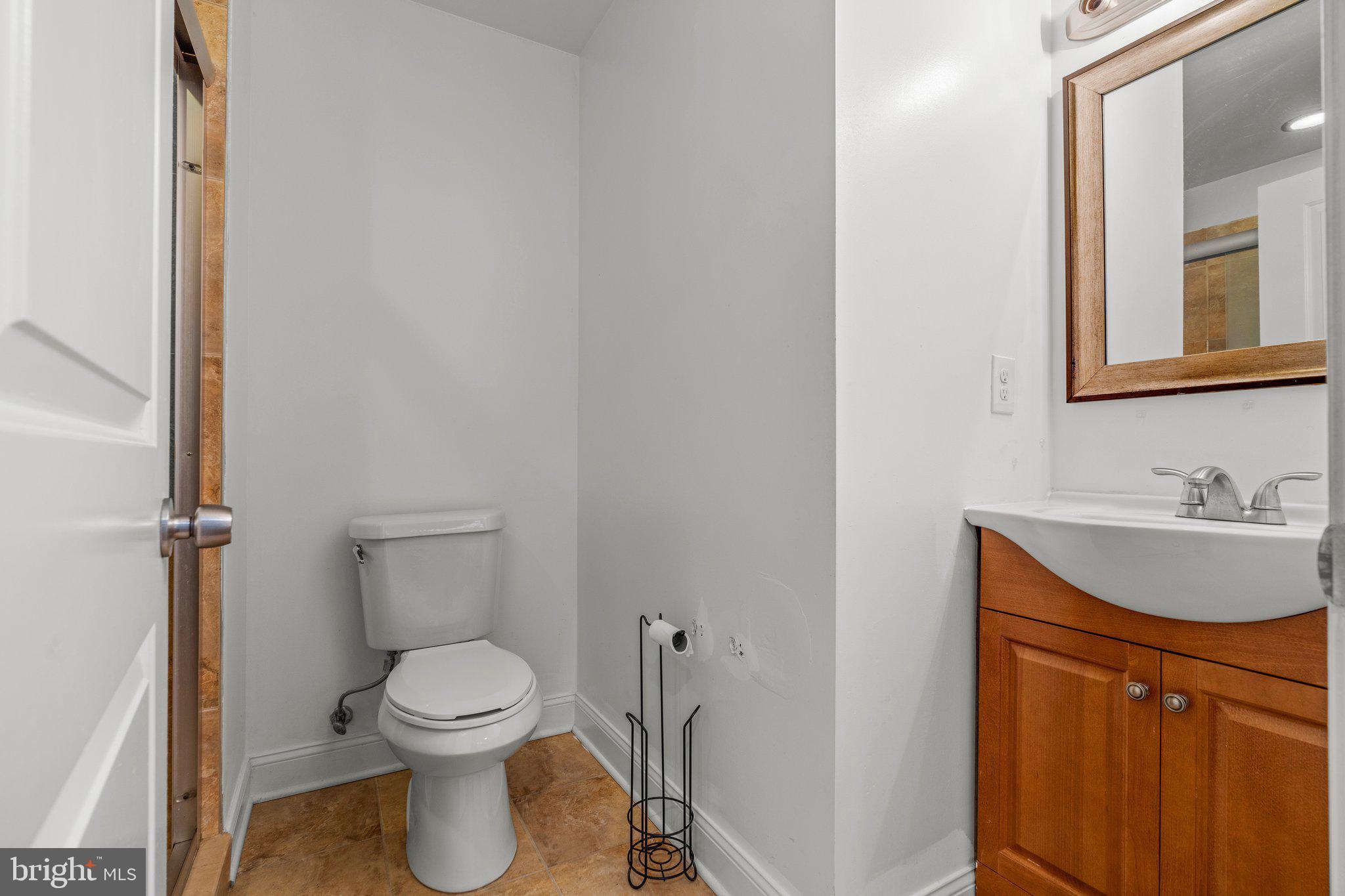 TEMPLE UNIVERSITY - Residential Lease