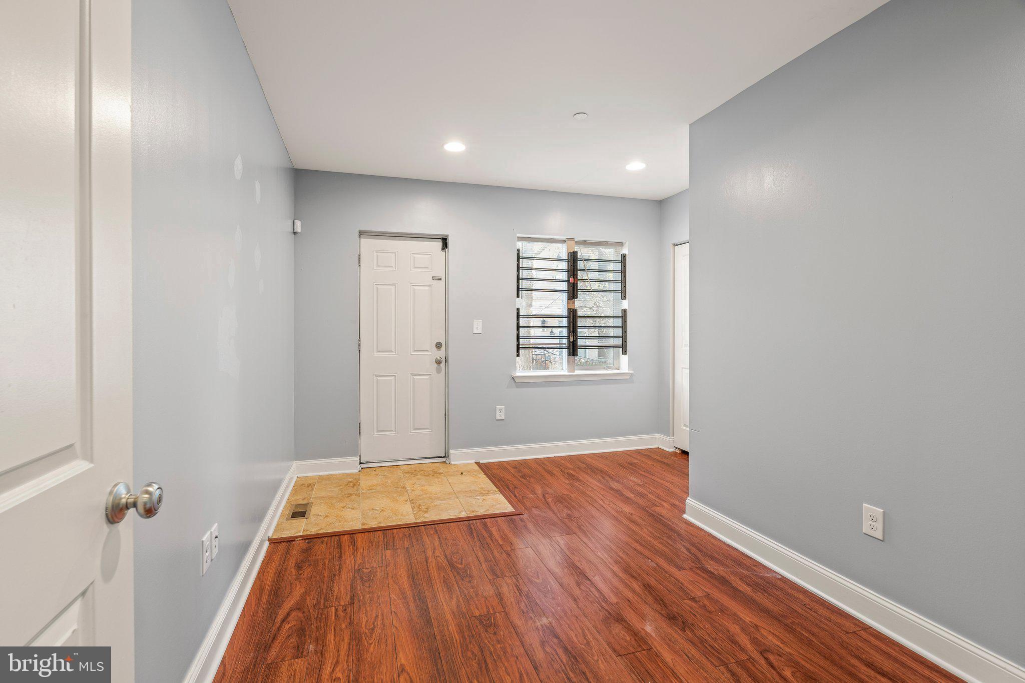 TEMPLE UNIVERSITY - Residential Lease