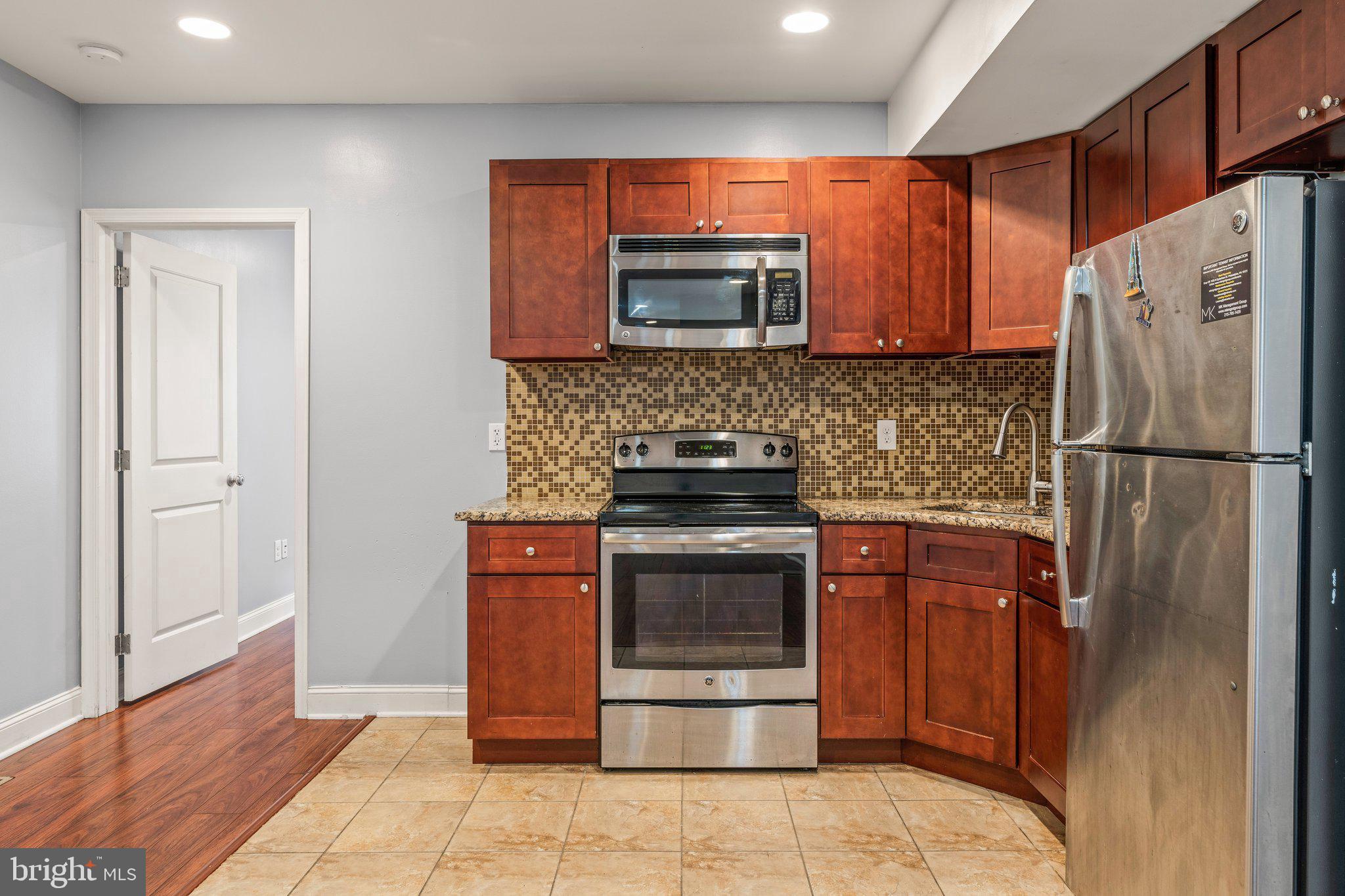 TEMPLE UNIVERSITY - Residential Lease