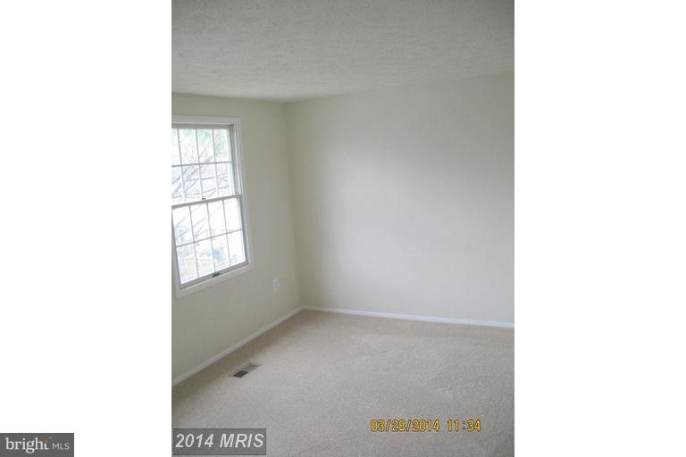 OAK SPRINGS - Residential Lease