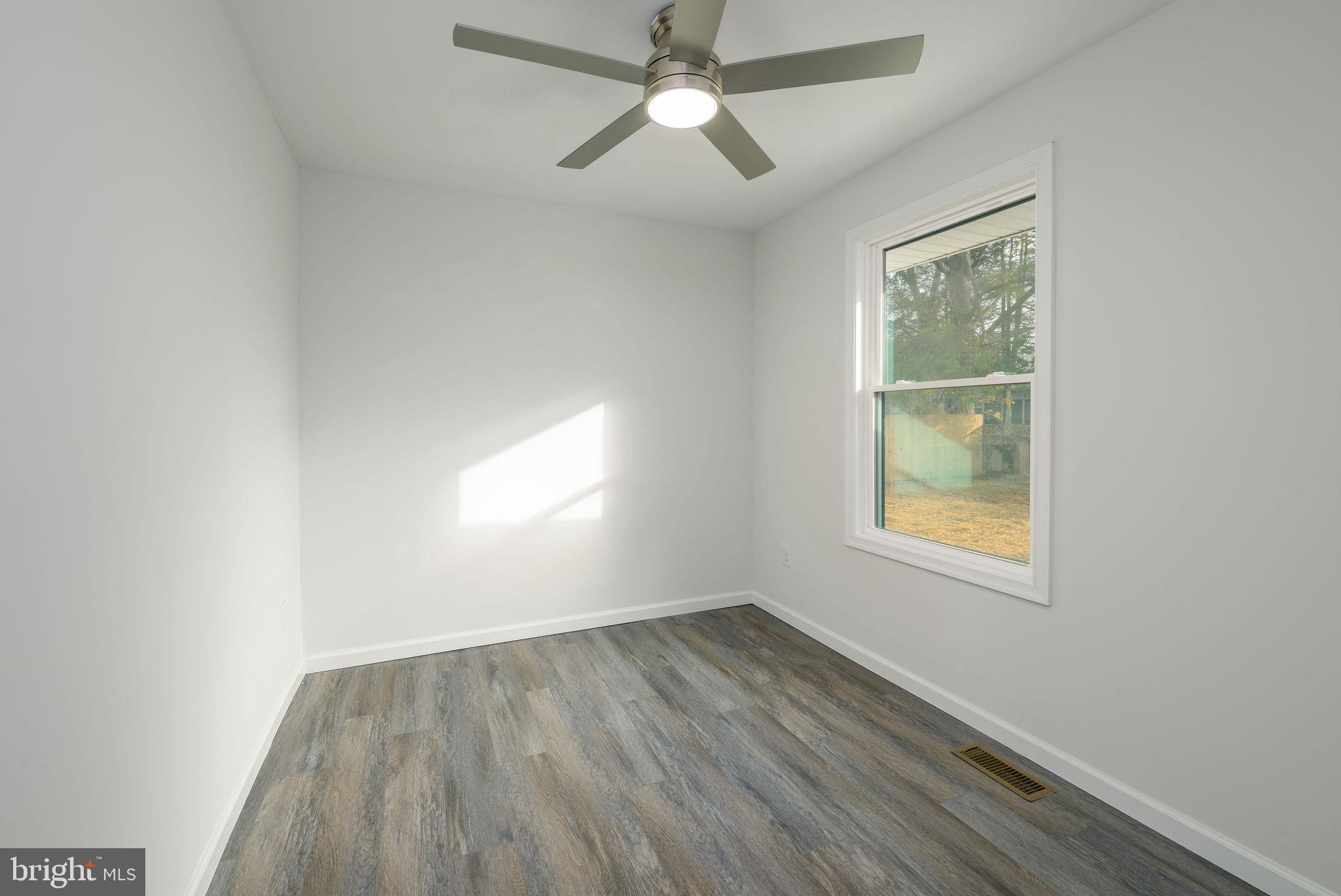 MILL POND ACRES (1) - Residential