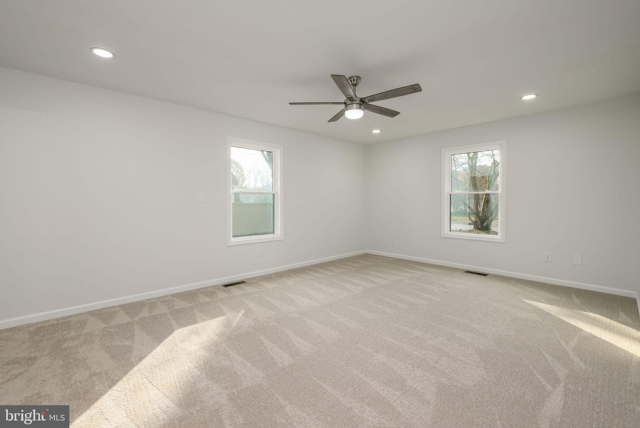 MILL POND ACRES (1) - Residential