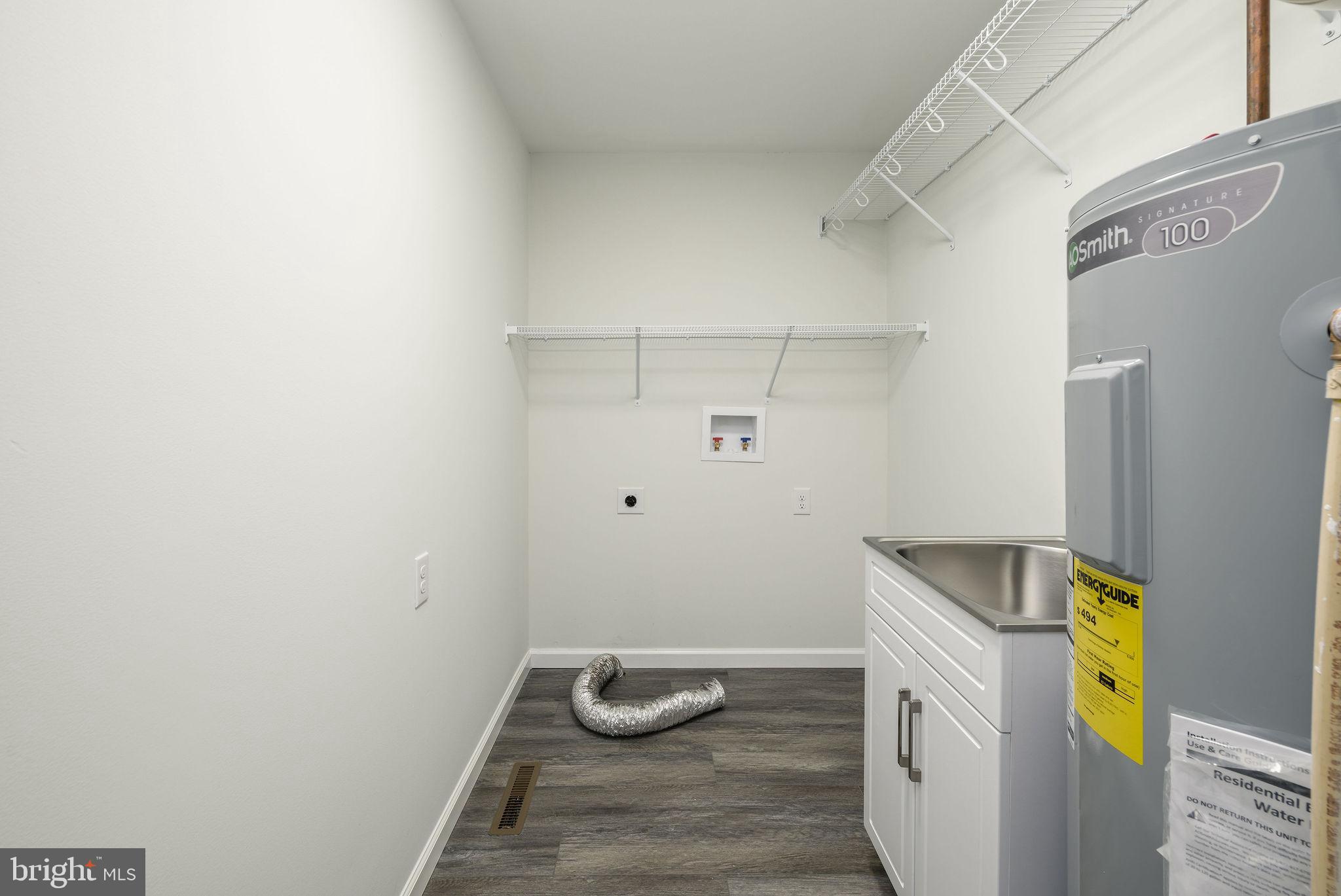 MILL POND ACRES (1) - Residential