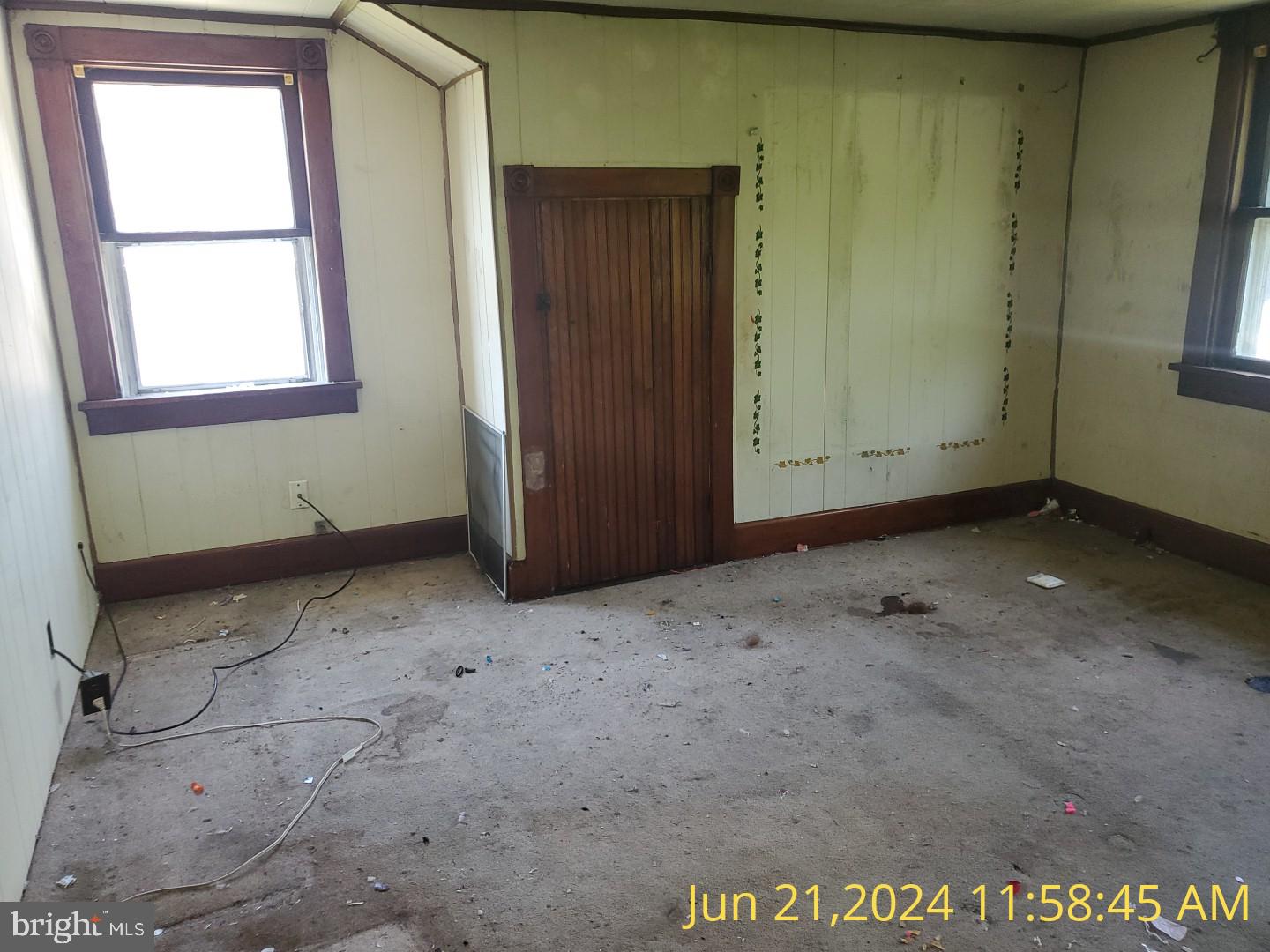 ELK MILLS - Residential