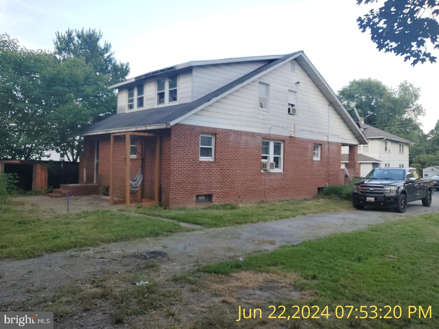 ELK MILLS - Residential