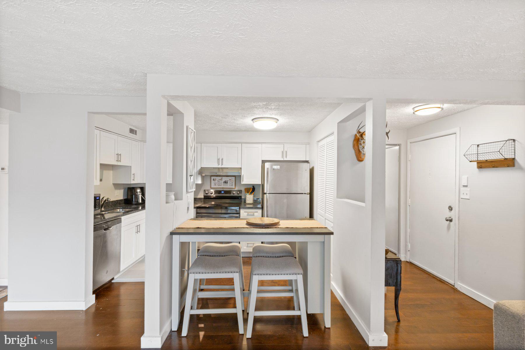 CHESTERFIELD GARDEN CONDOMINIUM - Residential