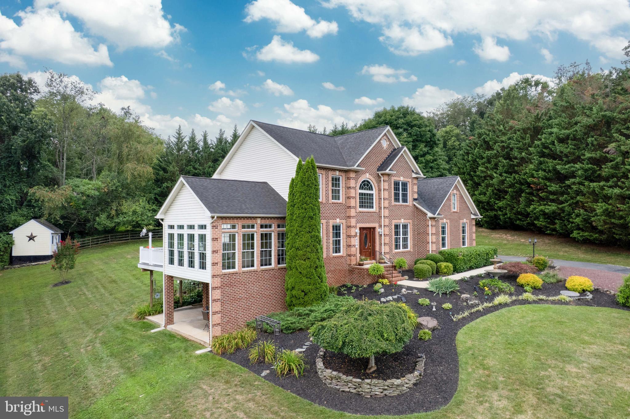 659 DOWNHILL DRIVE