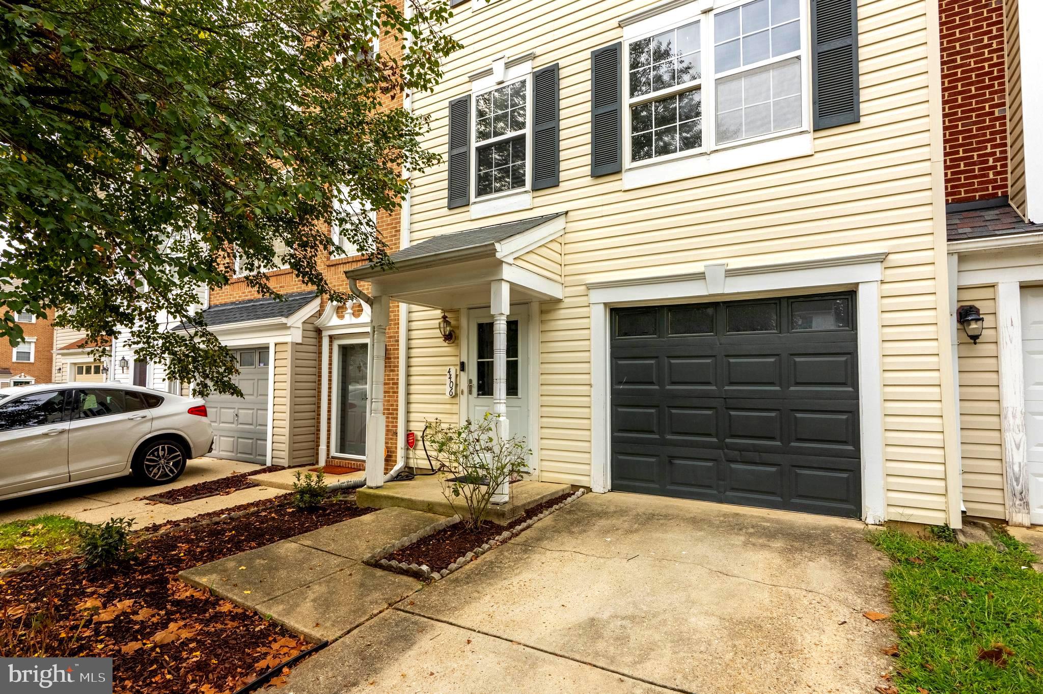 VILLAGES OF MARLBOROUGH - Residential Lease