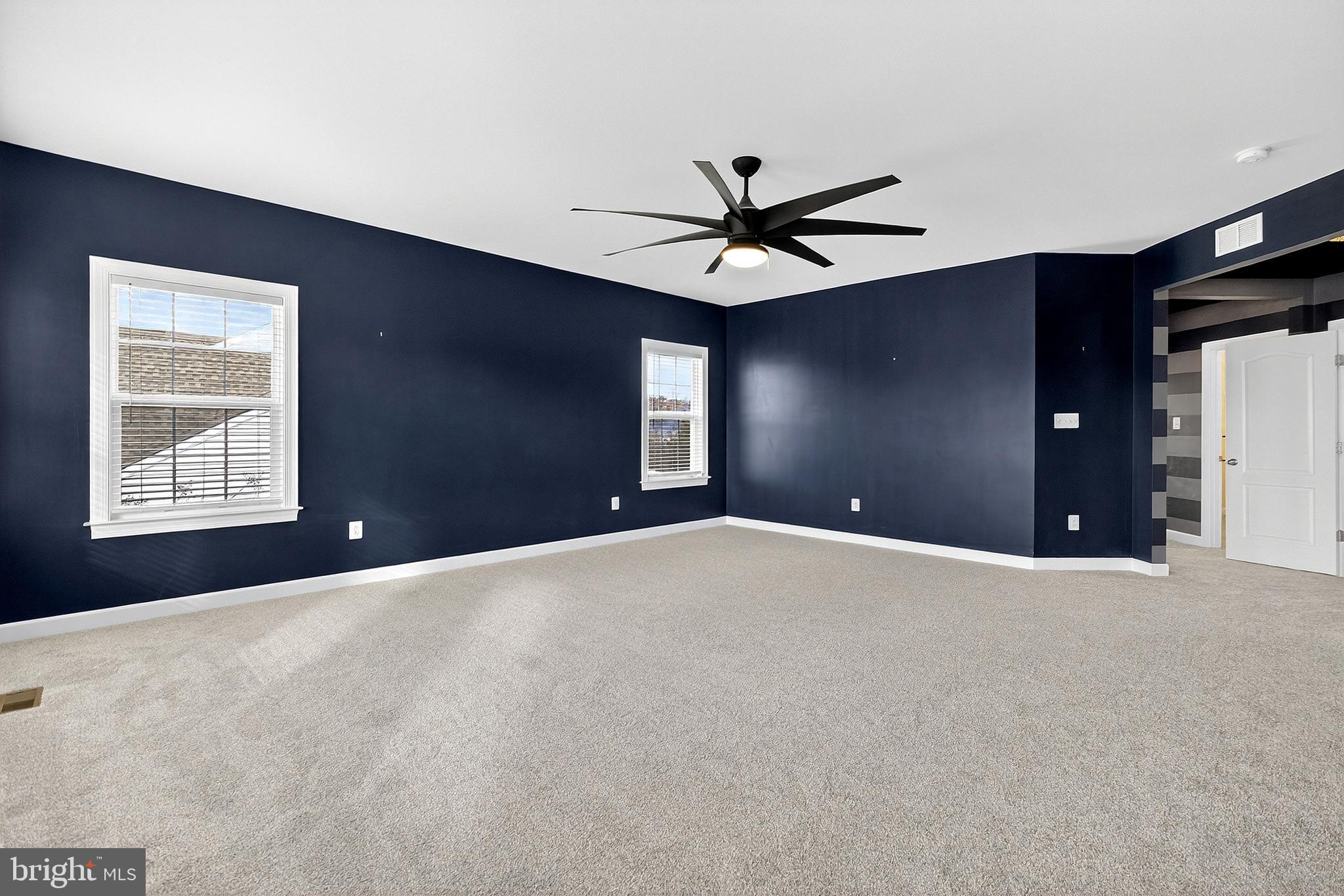 ASHBYS PLACE - Residential