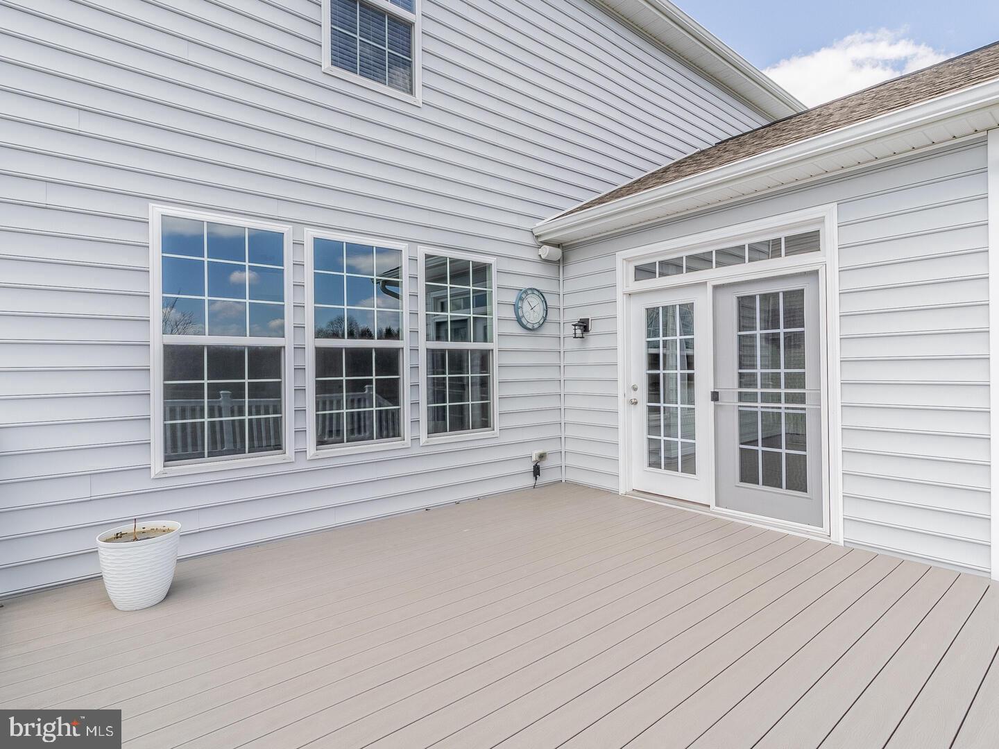 ASHBYS PLACE - Residential