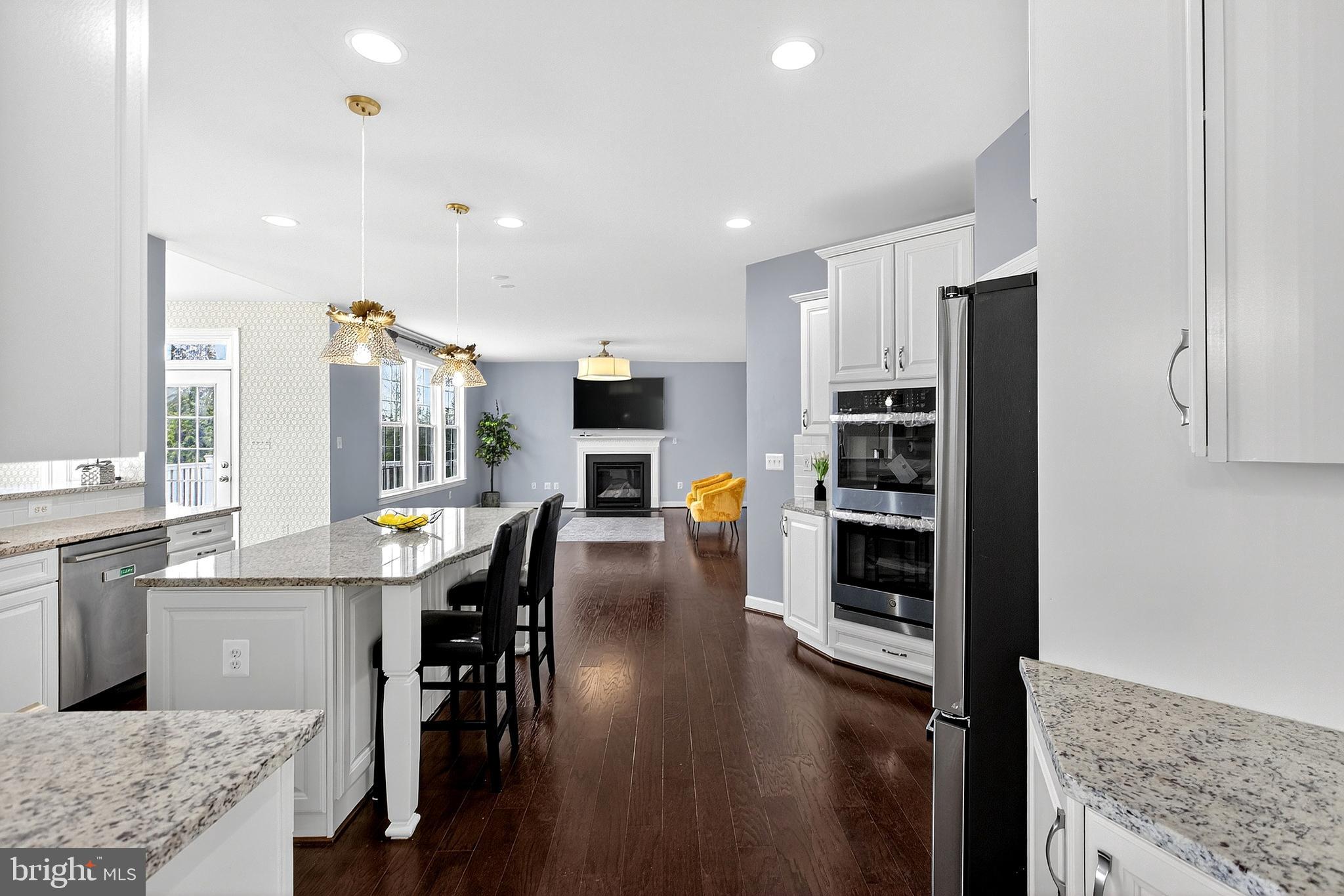 ASHBYS PLACE - Residential